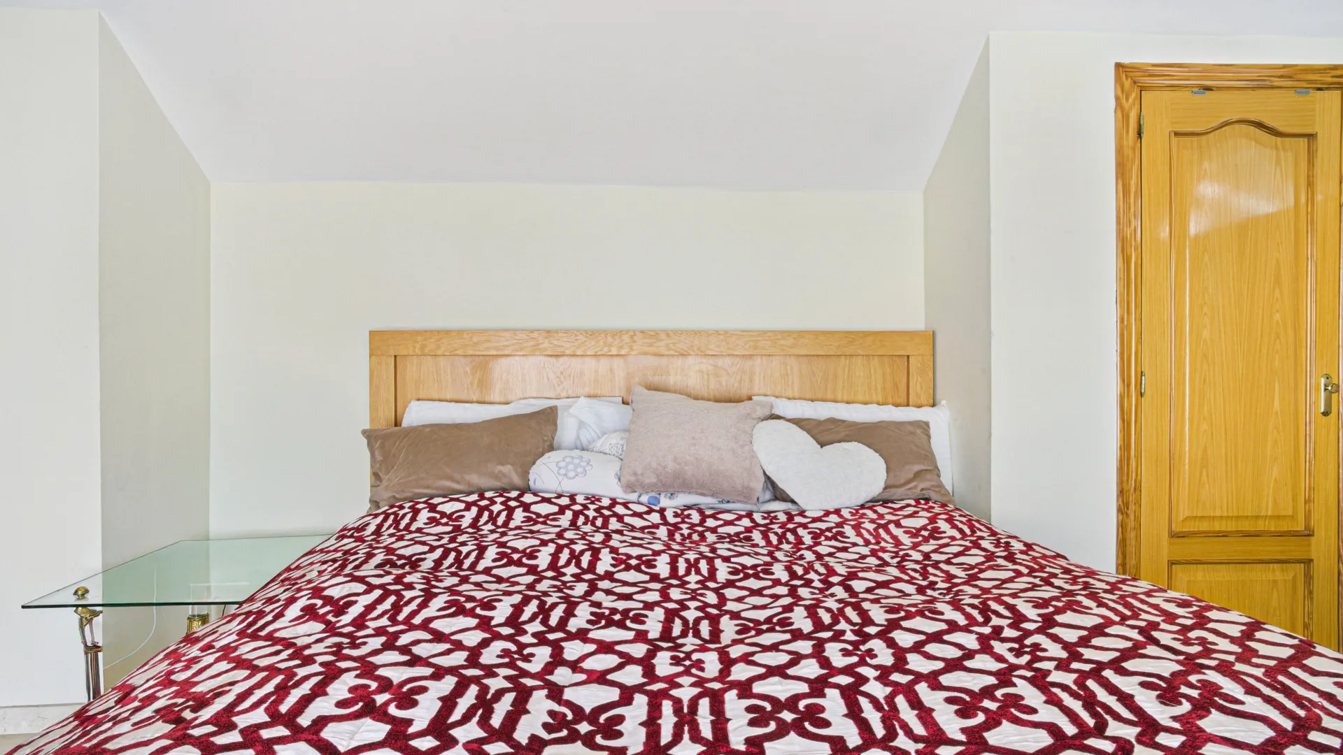 4 bedrooms duplex penthouse for sale in Los Pinos de Aloha