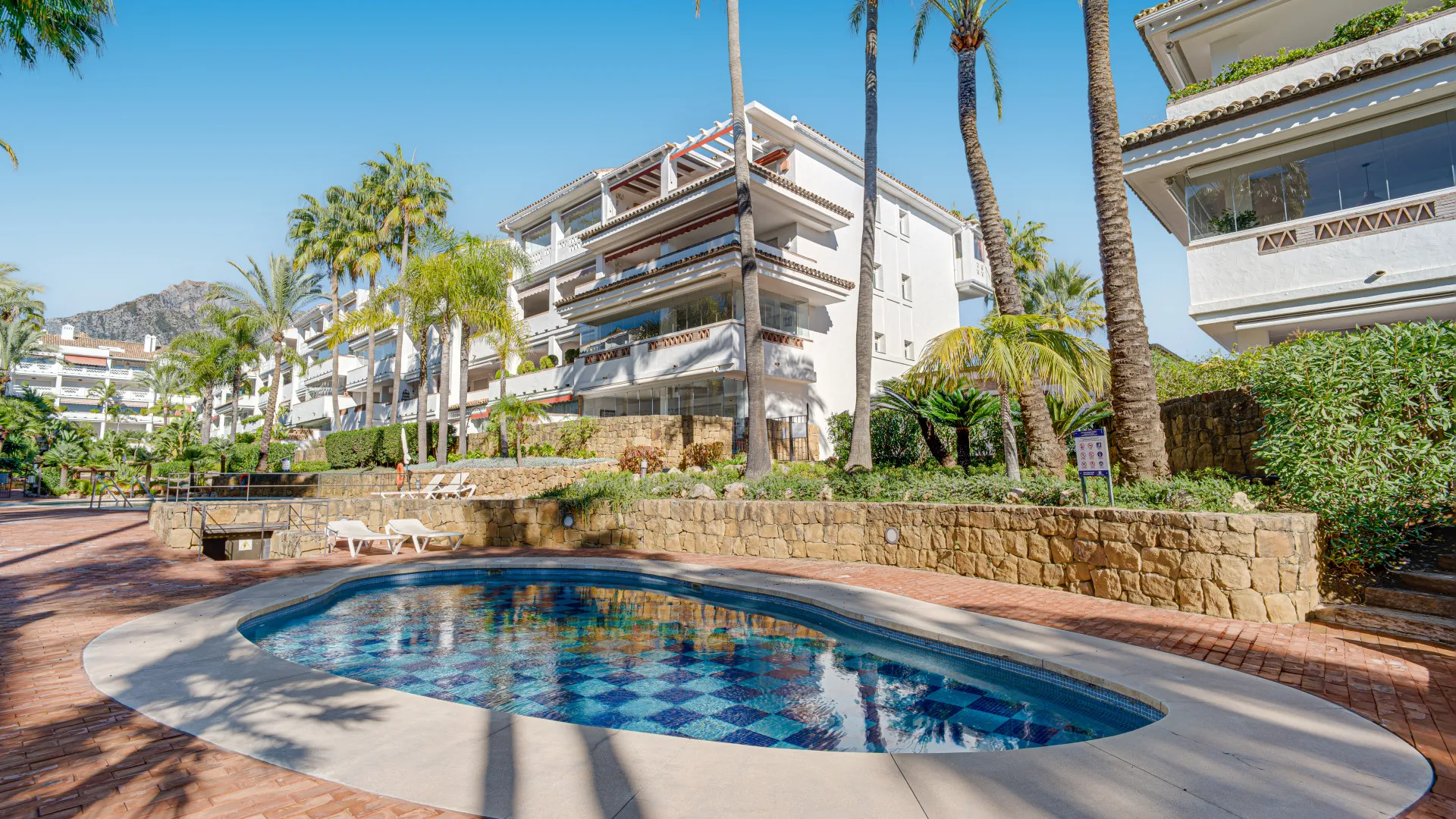 For sale Las Cañas Beach apartment