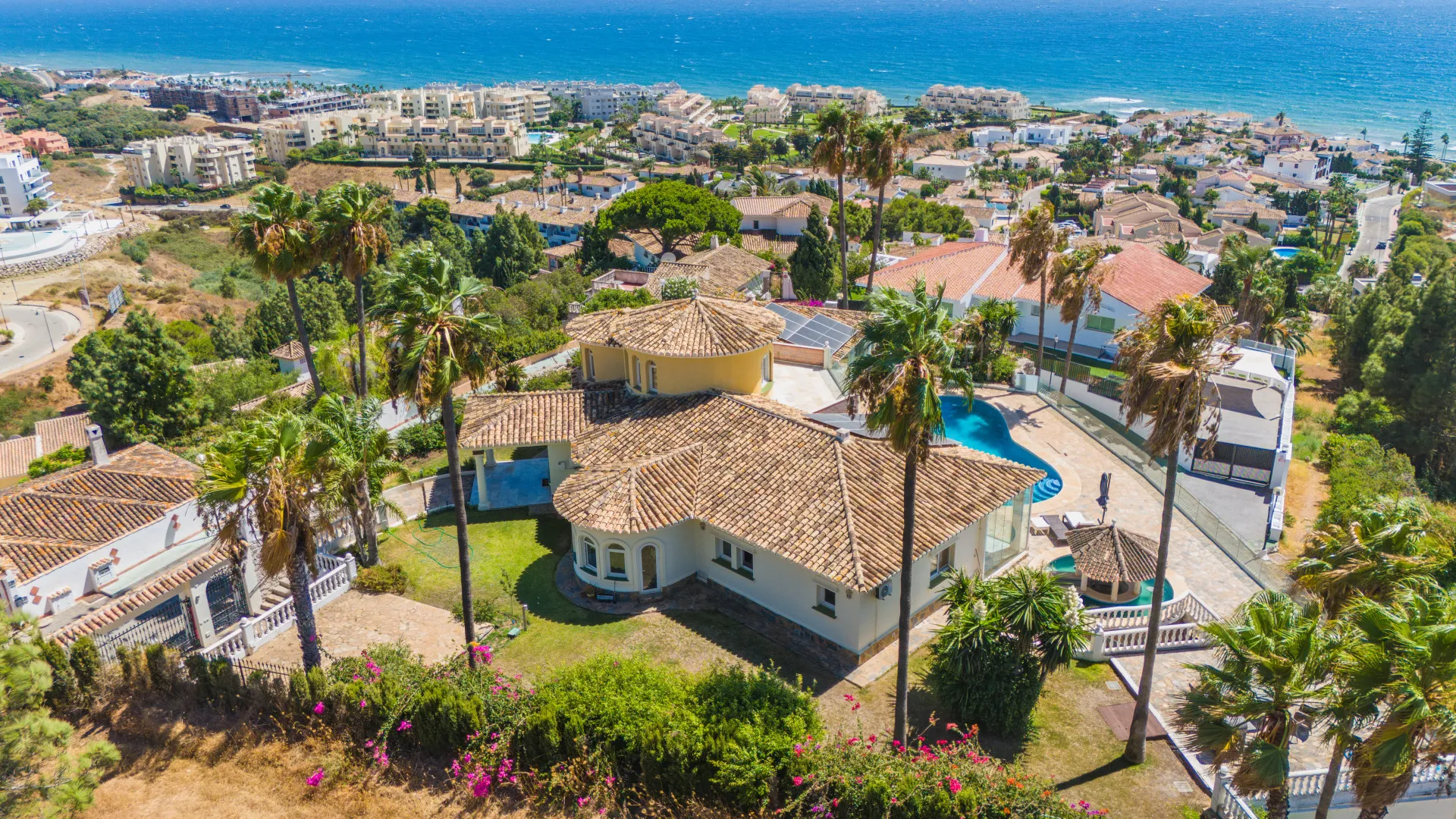 Villa en venta de 5 dormitorios en El Chaparral