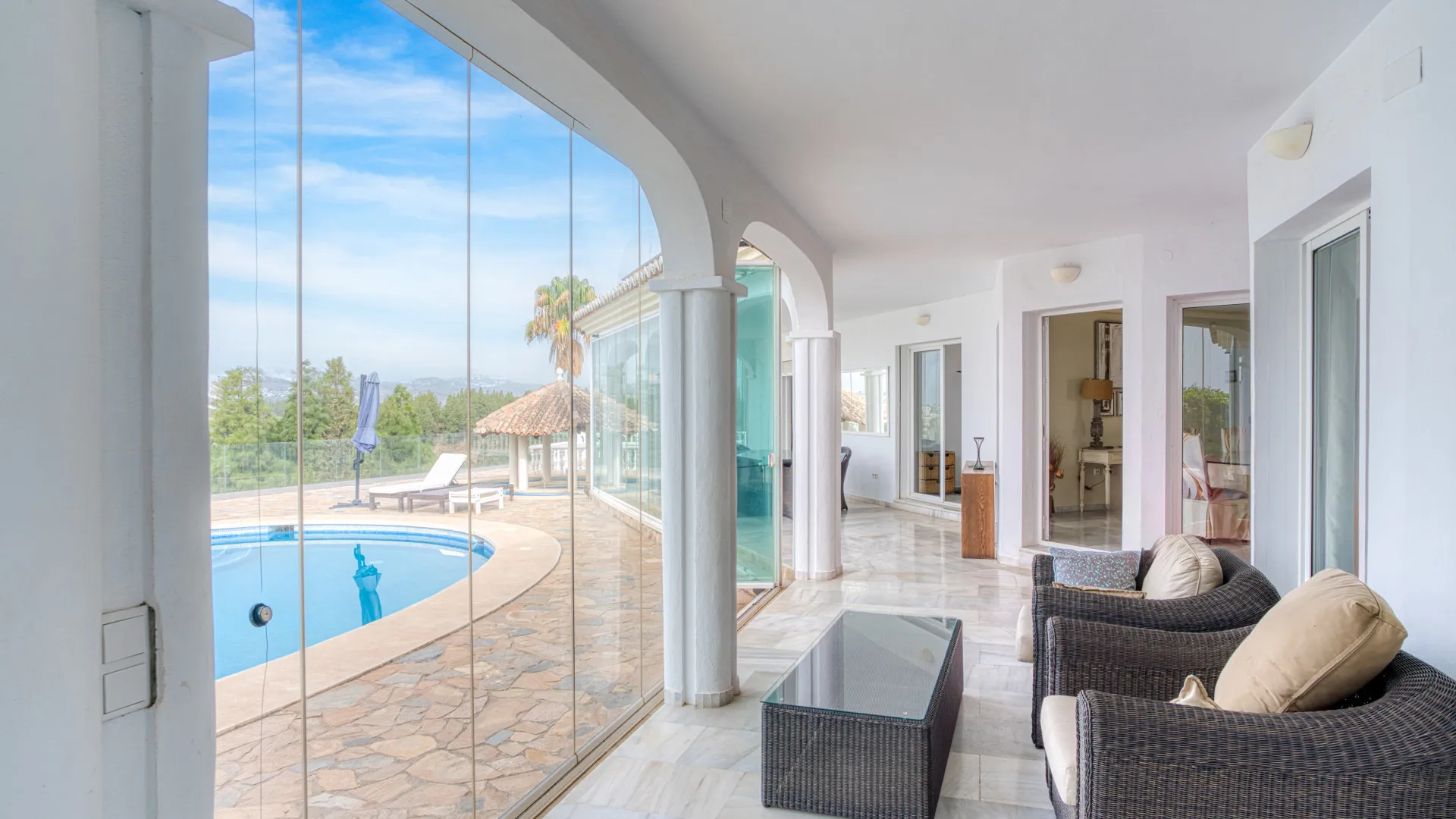 Villa en venta de 5 dormitorios en El Chaparral