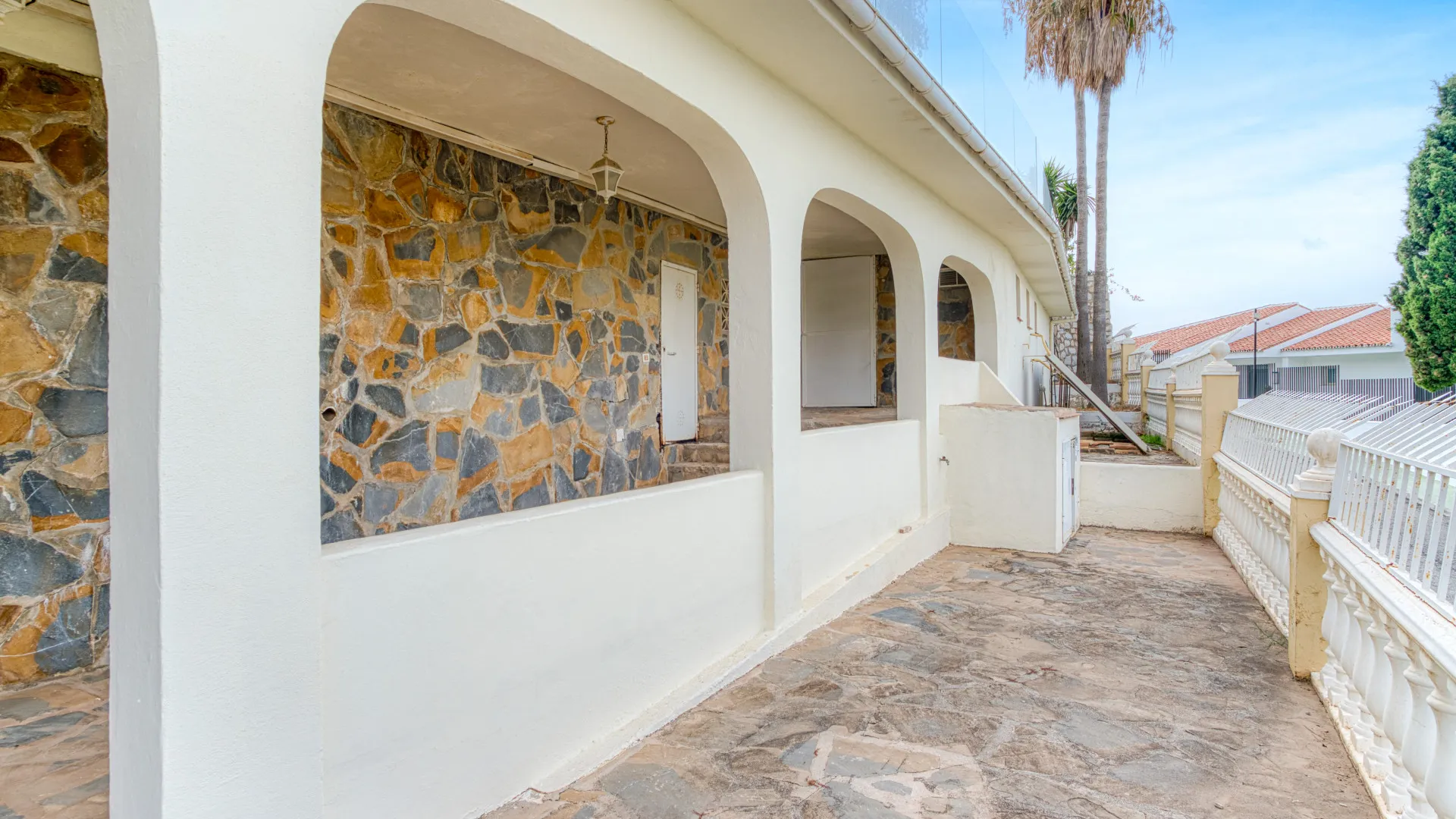 Villa en venta de 5 dormitorios en El Chaparral