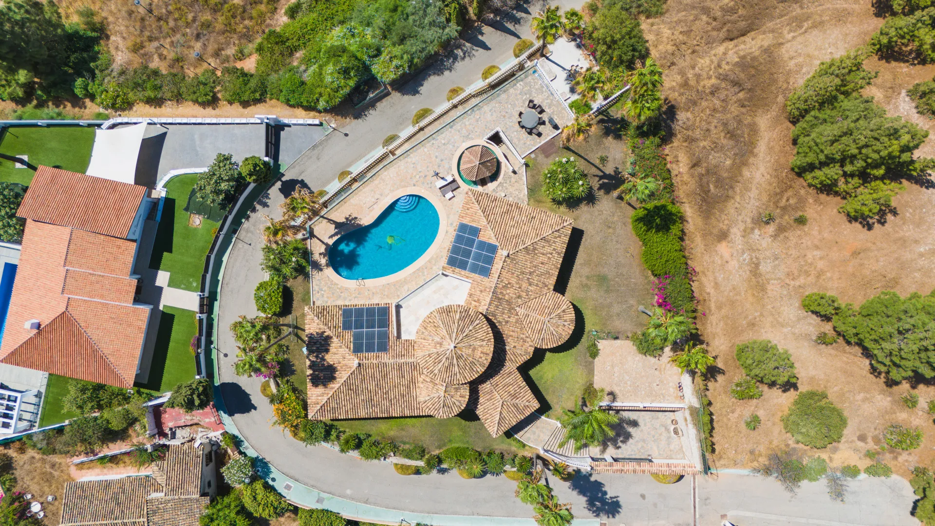 Villa en venta de 5 dormitorios en El Chaparral