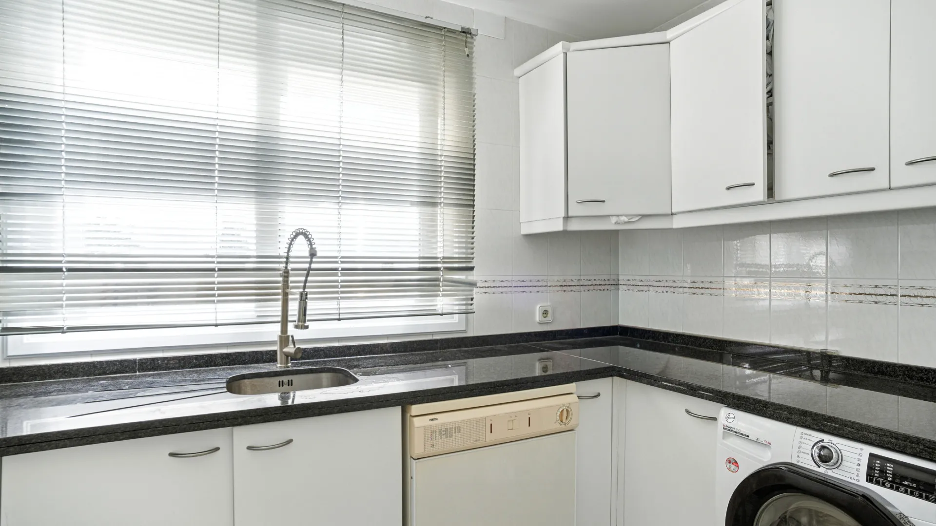 Villa en venta de 5 dormitorios en El Chaparral