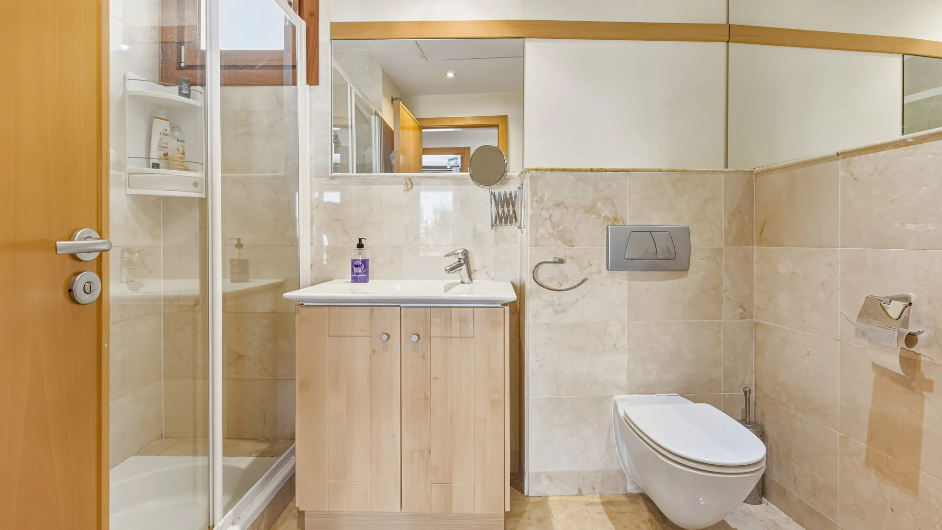 Ground floor apartment for sale in Lomas de los Monteros