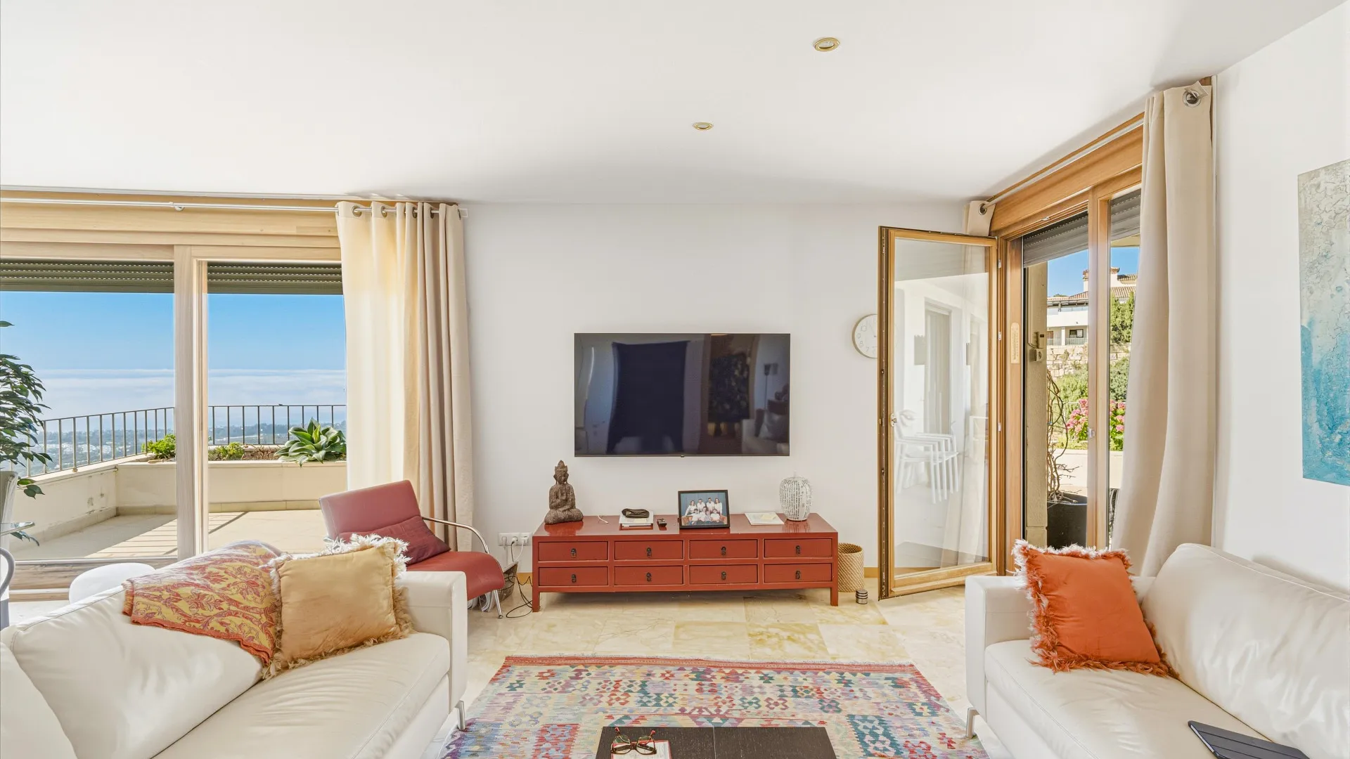Ground floor apartment for sale in Lomas de los Monteros