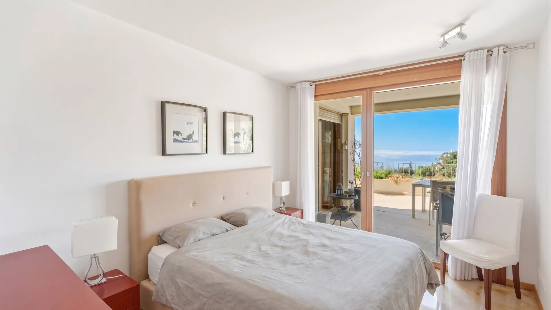 Ground floor apartment for sale in Lomas de los Monteros