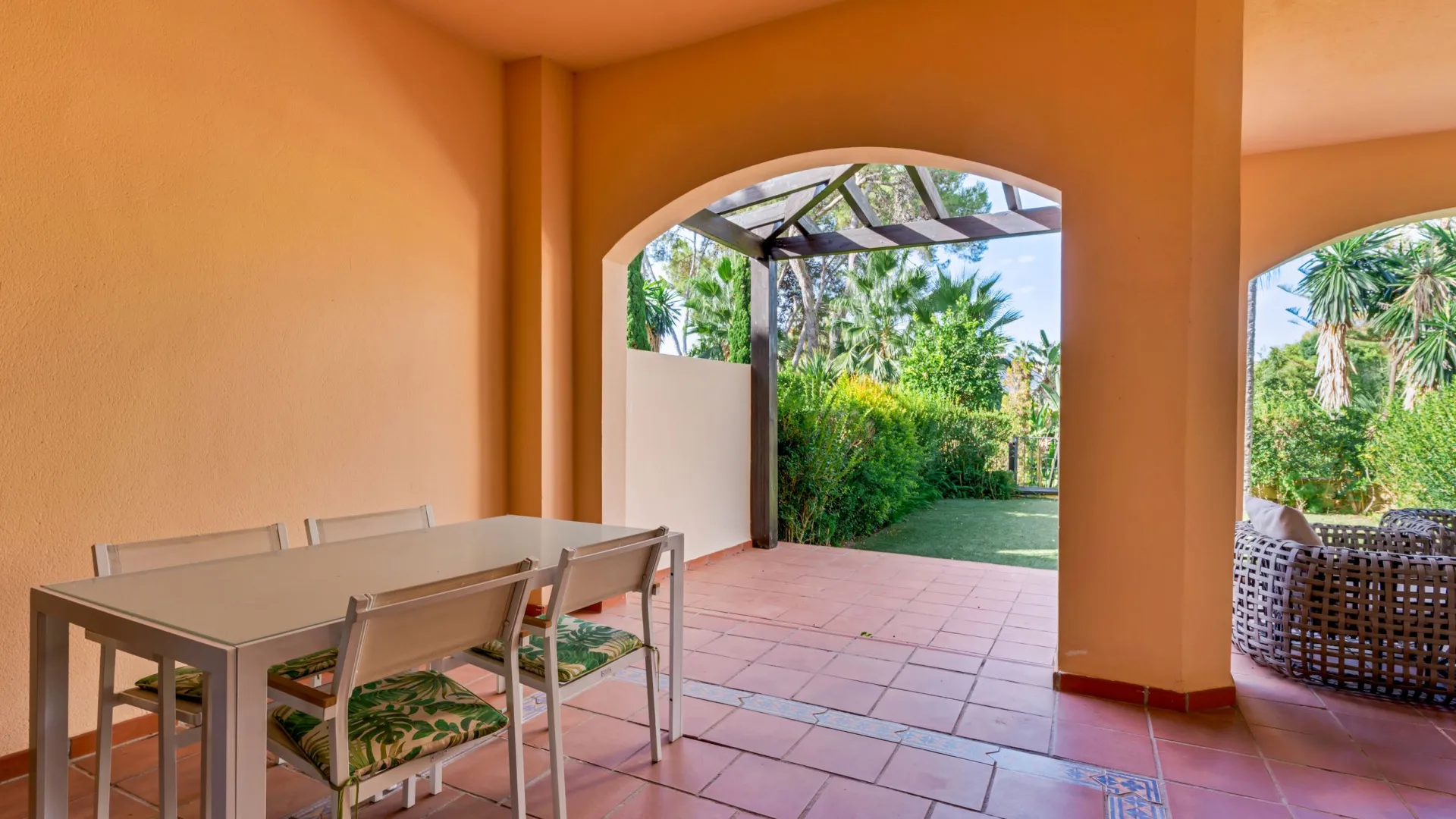 Buy Marbella - Puerto Banus ground floor apartment with 2 bedrooms