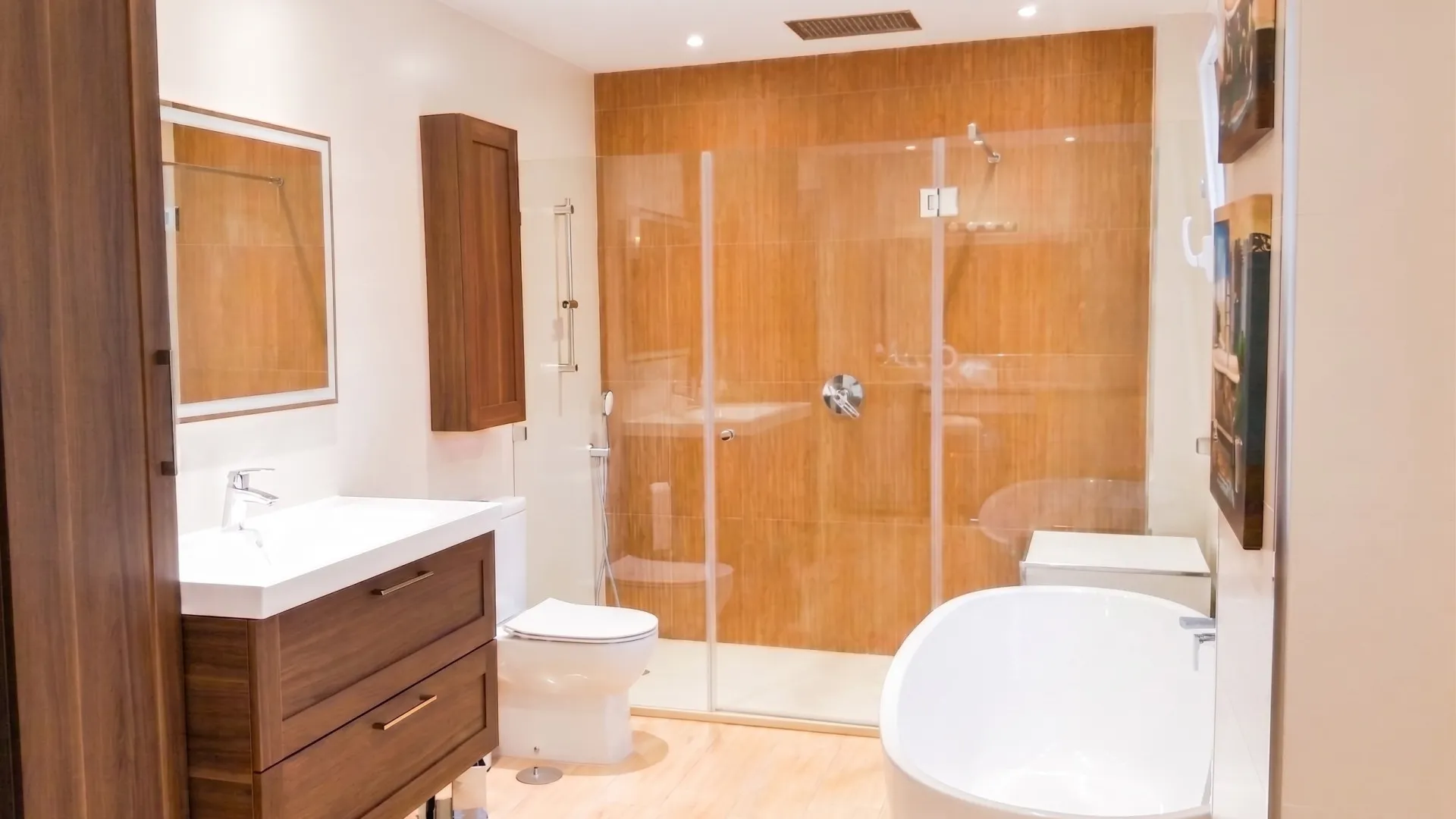 Town house for sale in San Pedro de Alcantara with 5 bedrooms
