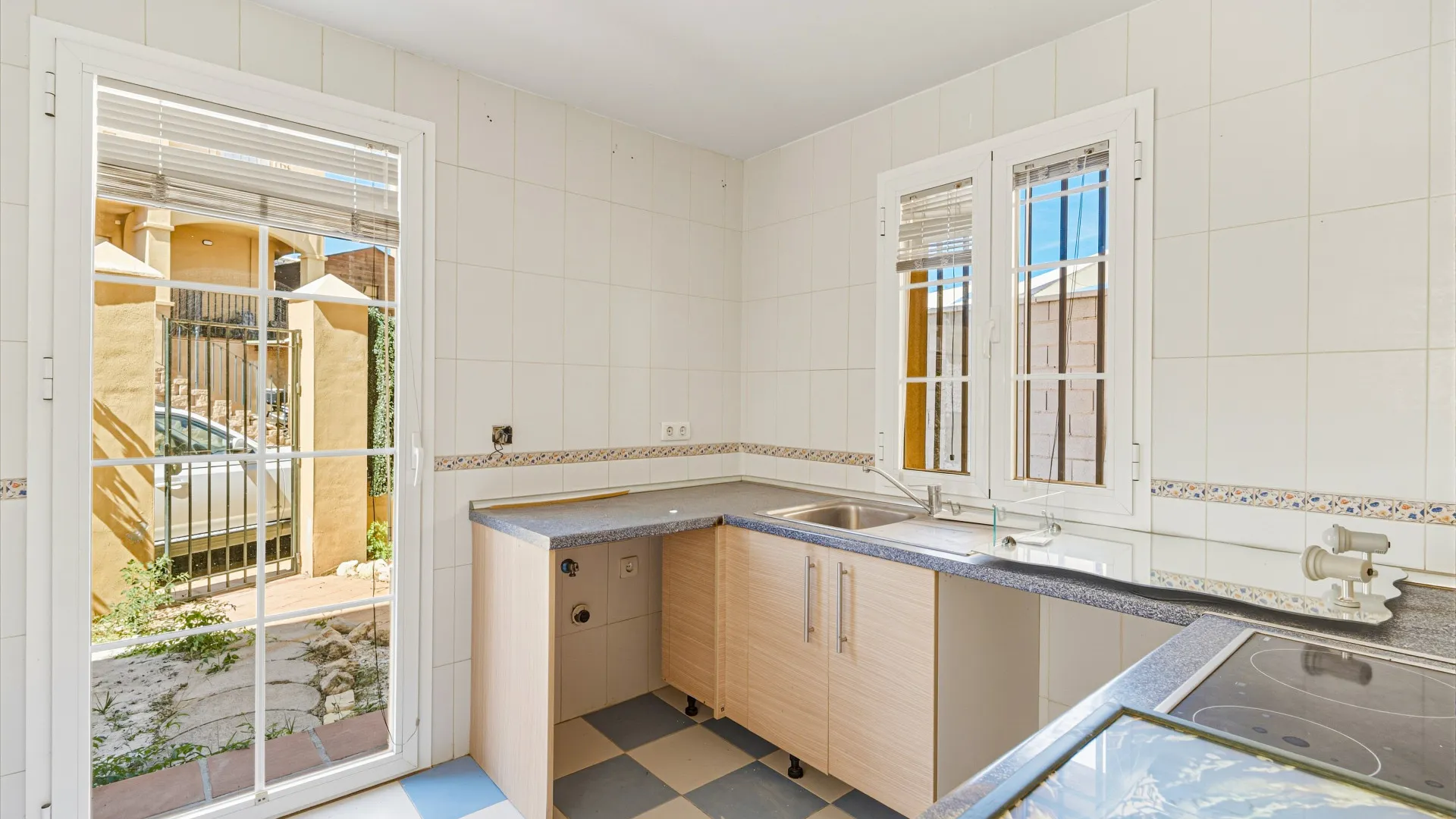 Buy Riviera del Sol house
