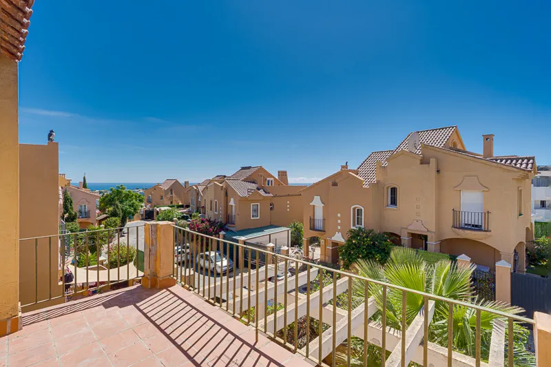 Buy Riviera del Sol house