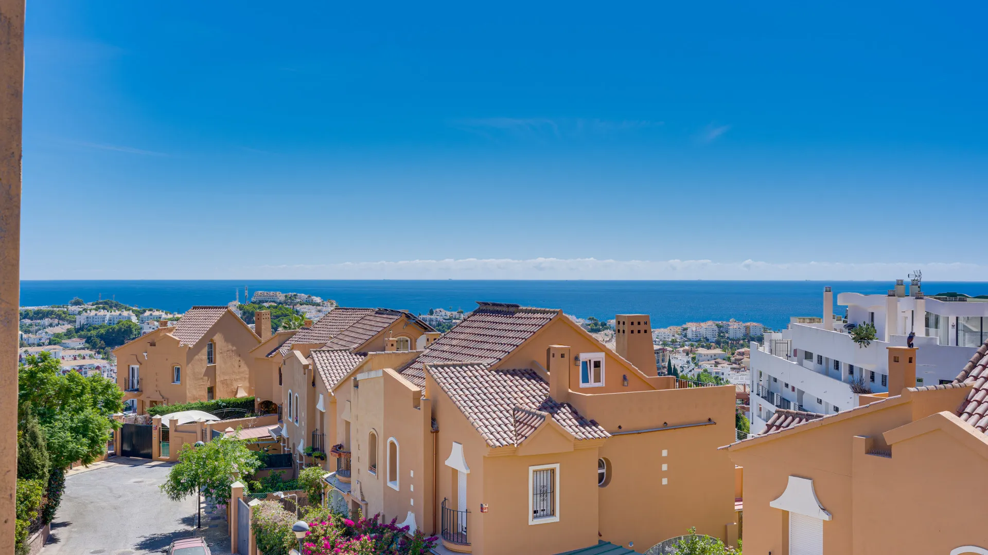 Buy Riviera del Sol house