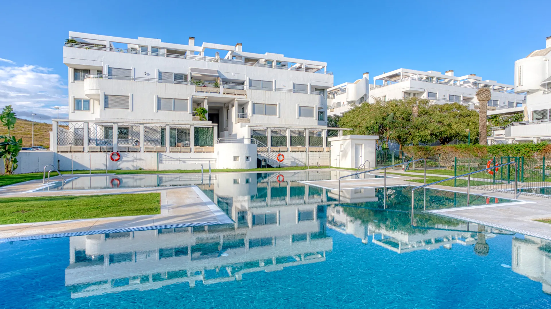 For sale Cala de Mijas duplex penthouse with 3 bedrooms