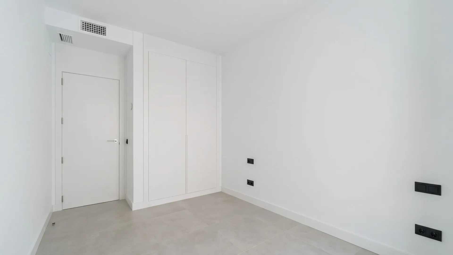 Apartment for sale in Los Altos de los Monteros with 3 bedrooms