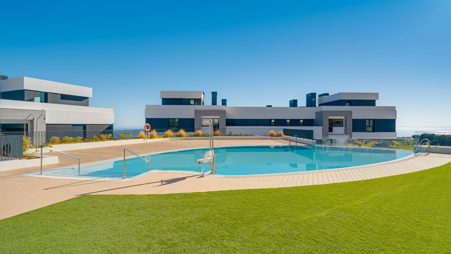 Apartment for sale in Los Altos de los Monteros with 3 bedrooms