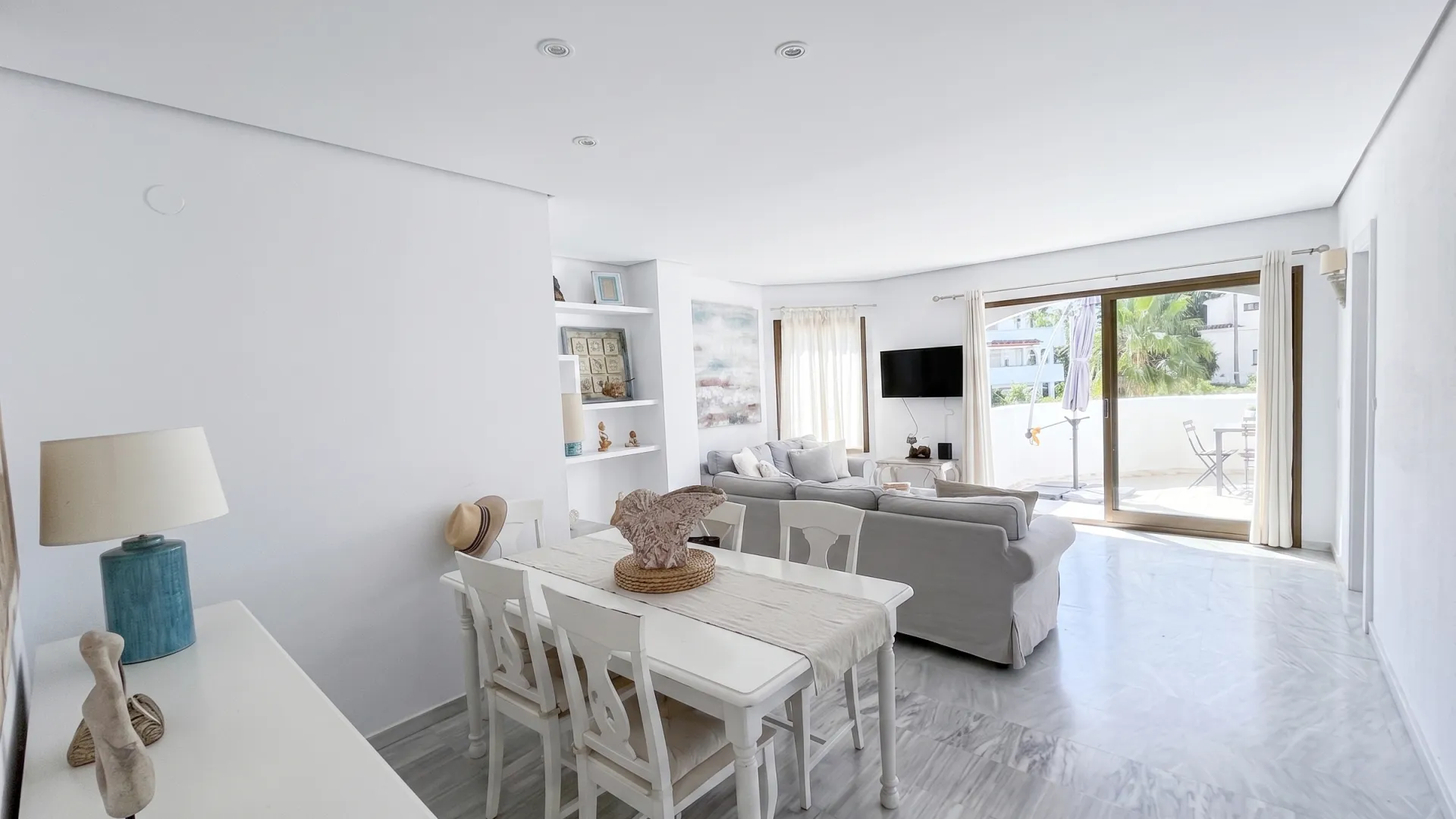 Apartamento con 3 dormitorios en venta en Golden Beach