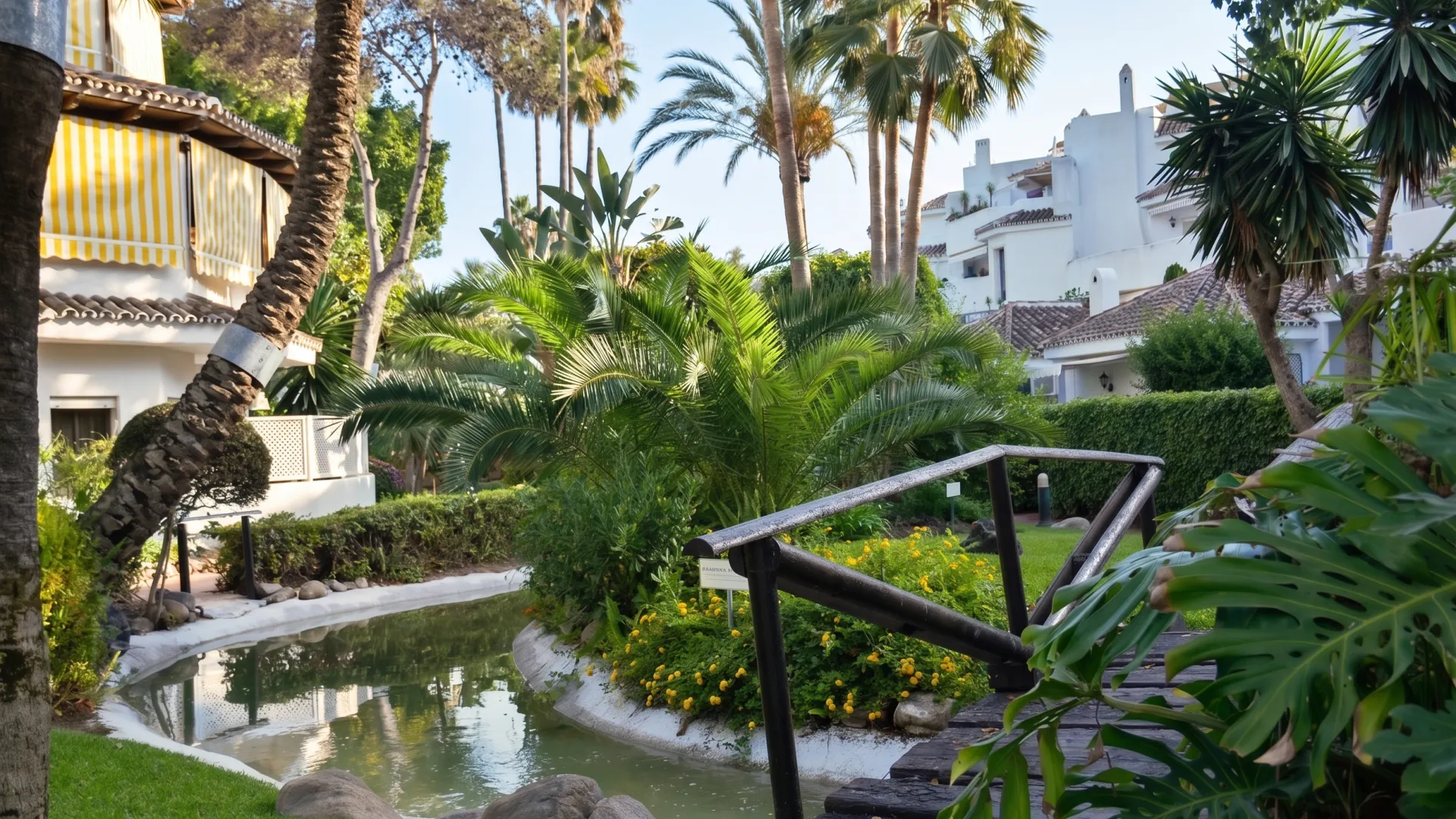 Apartamento con 3 dormitorios en venta en Golden Beach