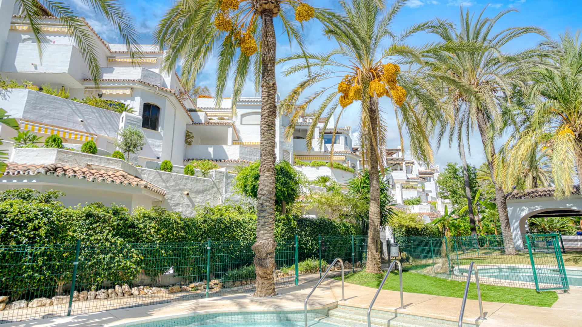 Apartamento con 3 dormitorios en venta en Golden Beach