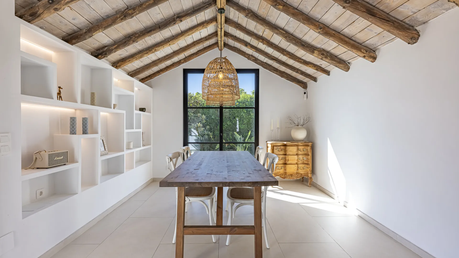 Buy Guadalmina Alta 3 bedrooms villa