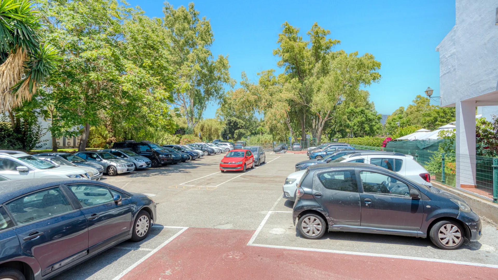 Atico duplex con 3 dormitorios en venta en Parque Elviria