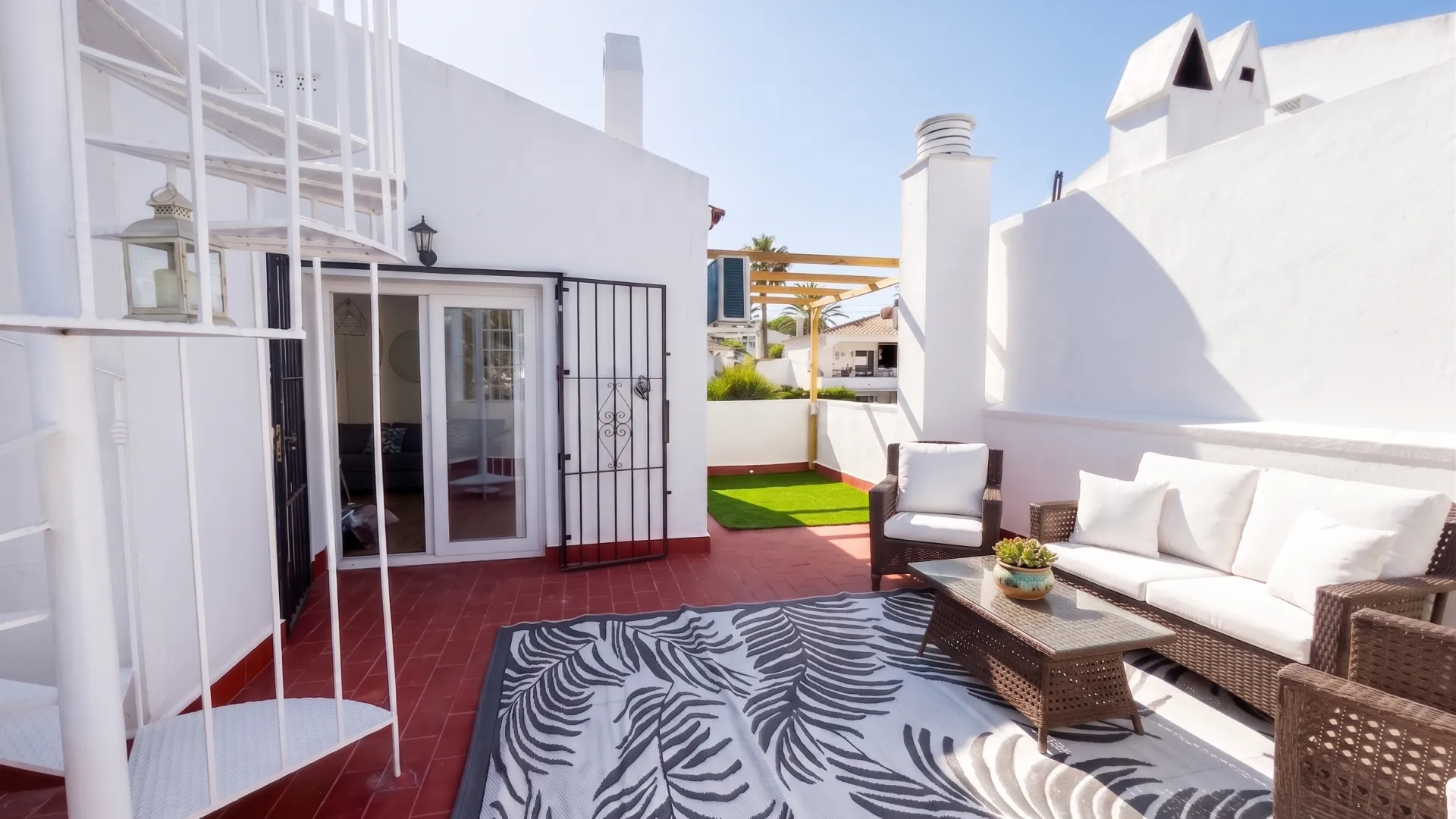 Atico duplex con 3 dormitorios en venta en Parque Elviria