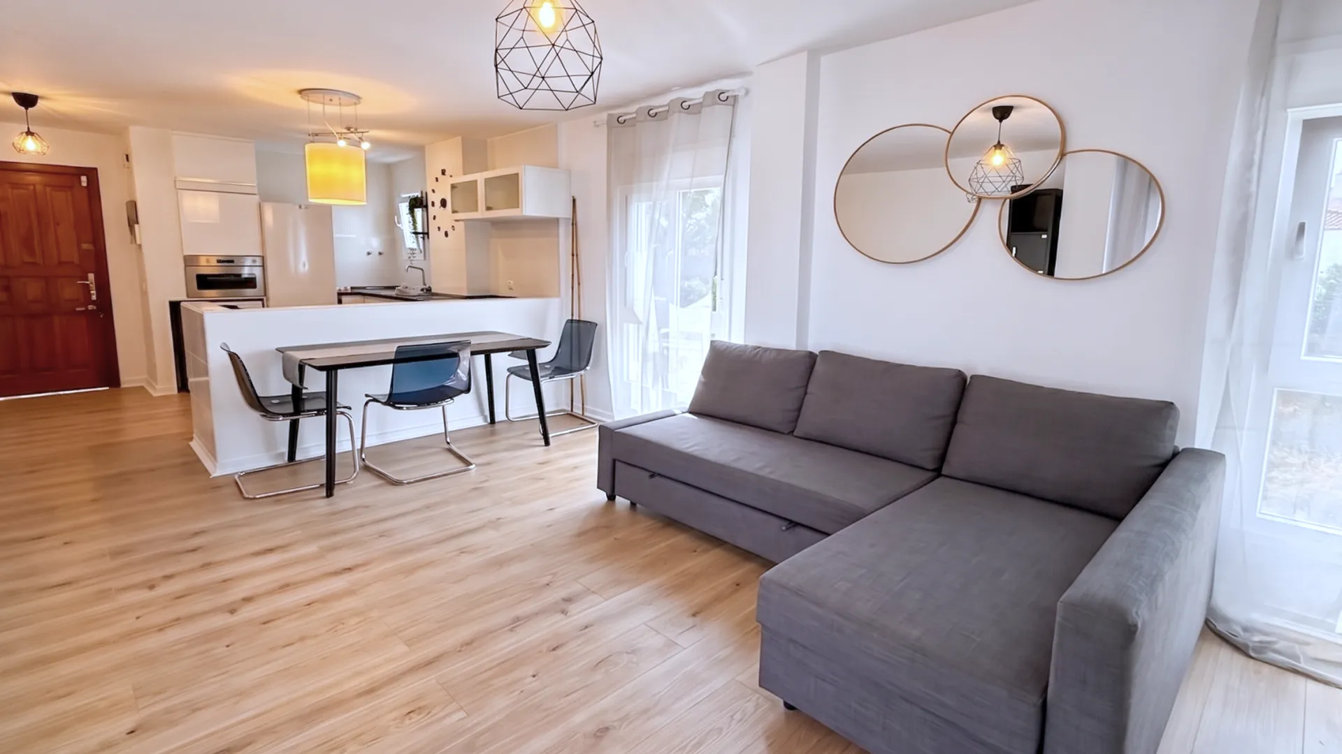 Atico duplex con 3 dormitorios en venta en Parque Elviria