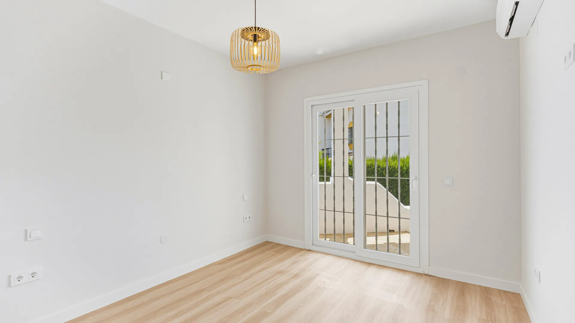 For sale 3 bedrooms ground floor apartment in Mijas Golf