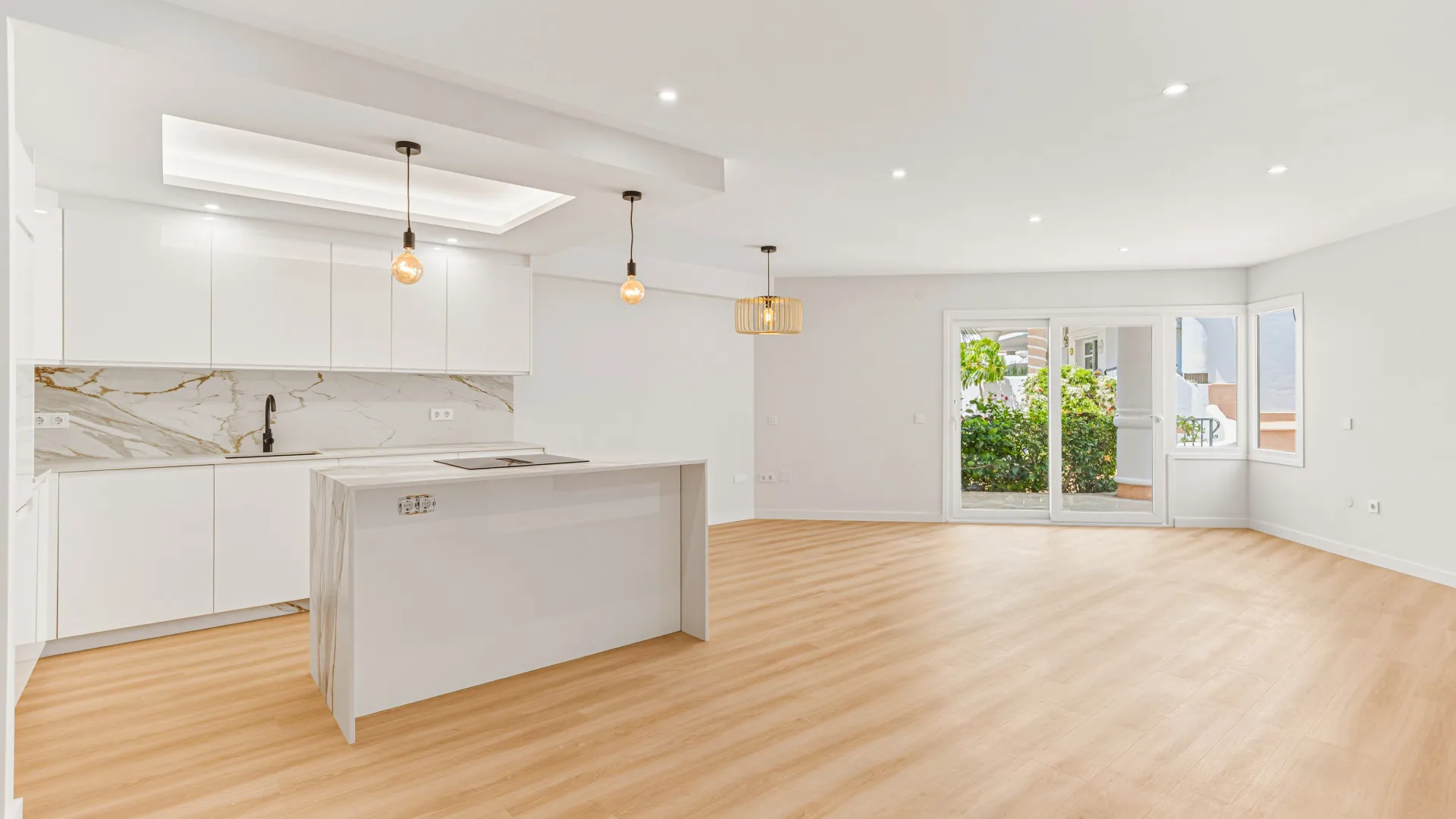 For sale 3 bedrooms ground floor apartment in Mijas Golf