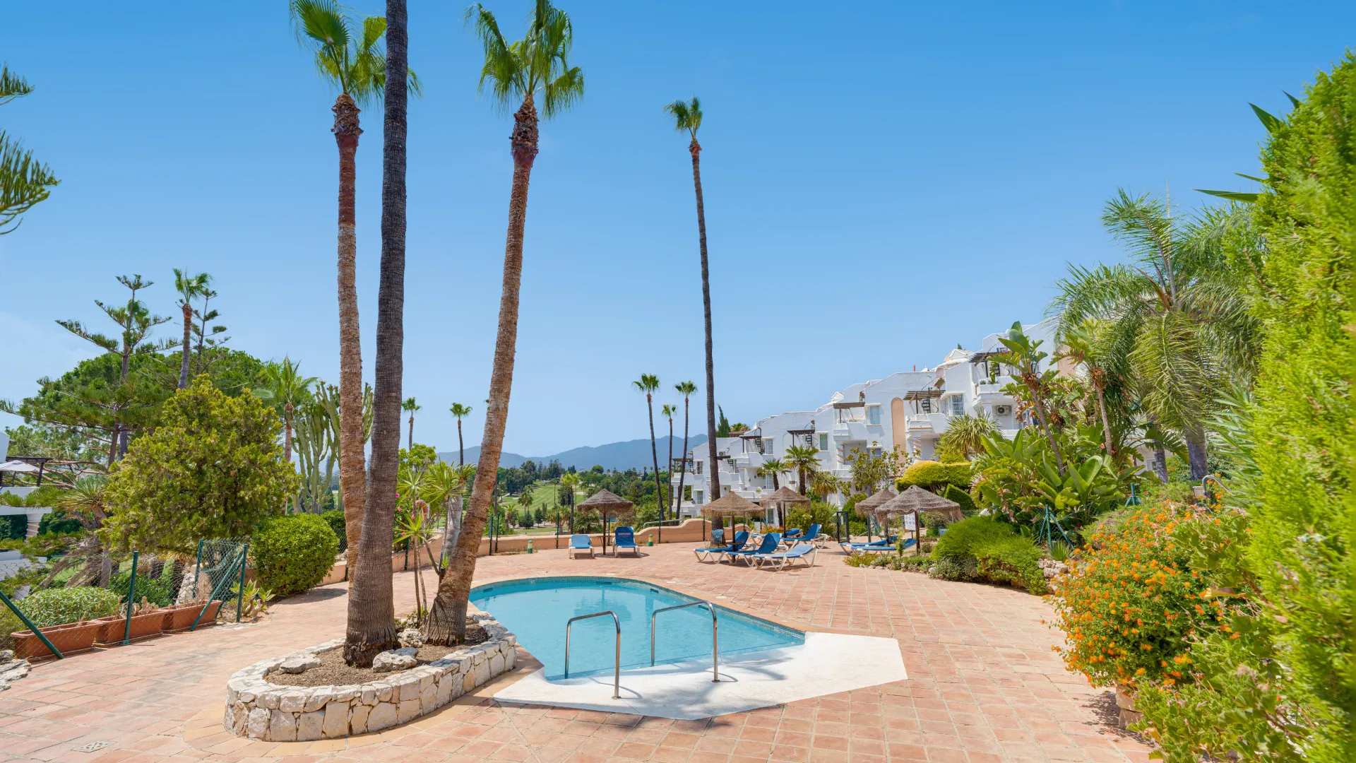 For sale 3 bedrooms ground floor apartment in Mijas Golf
