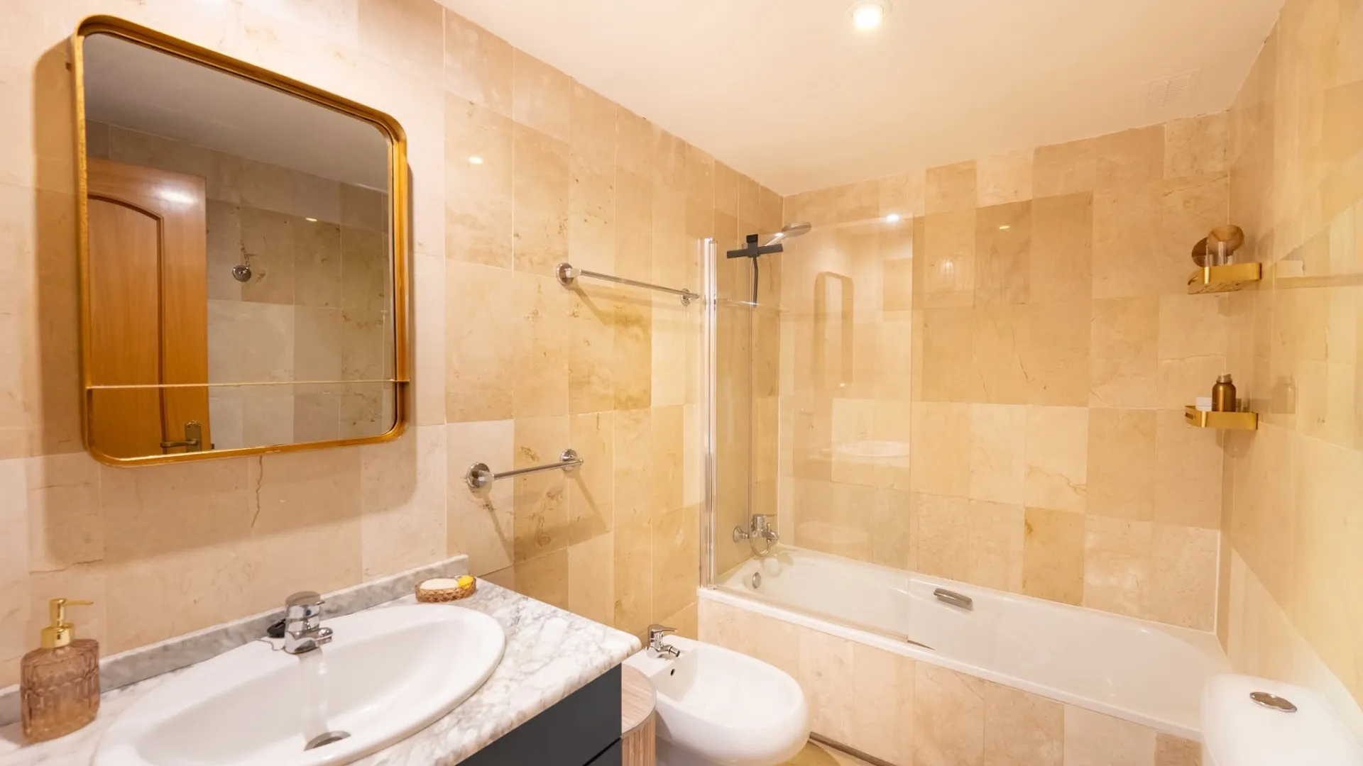 Apartment for sale in Campos de Guadalmina