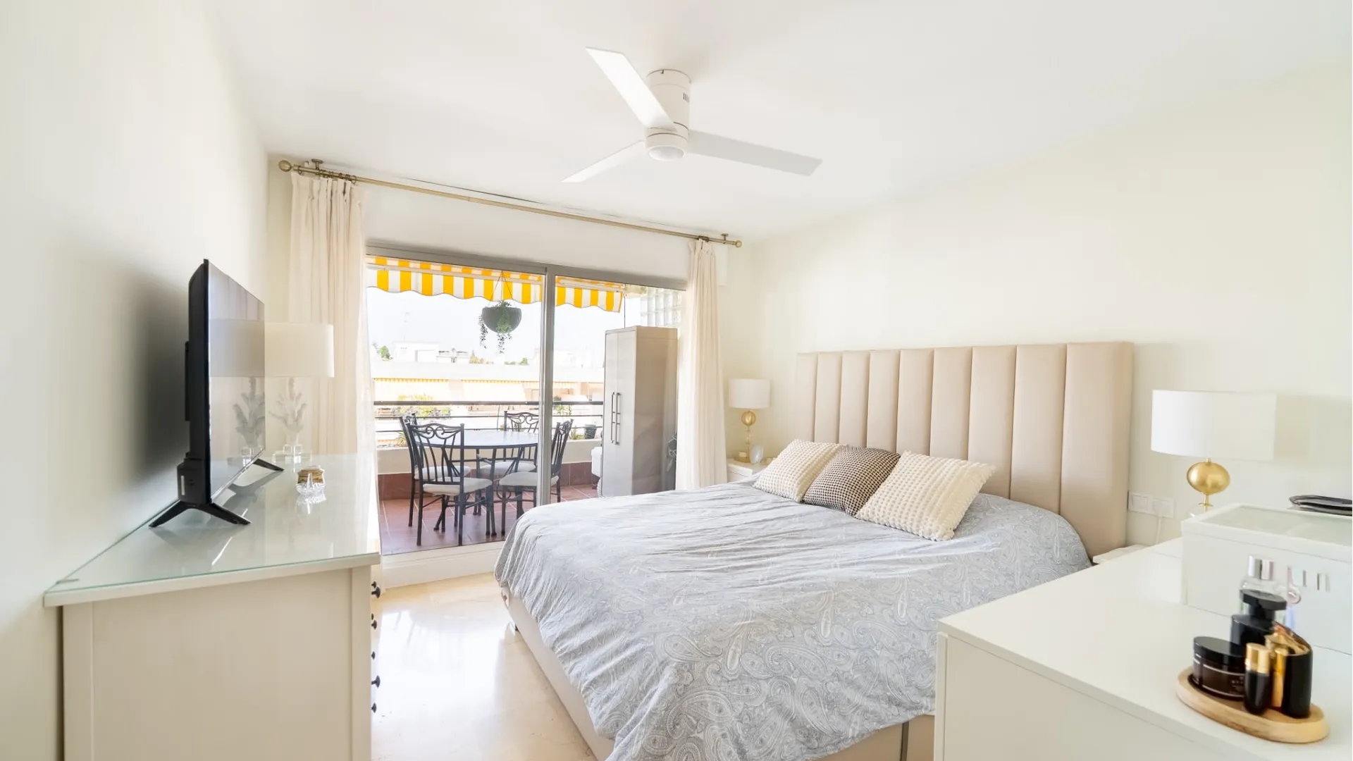 Apartment for sale in Campos de Guadalmina