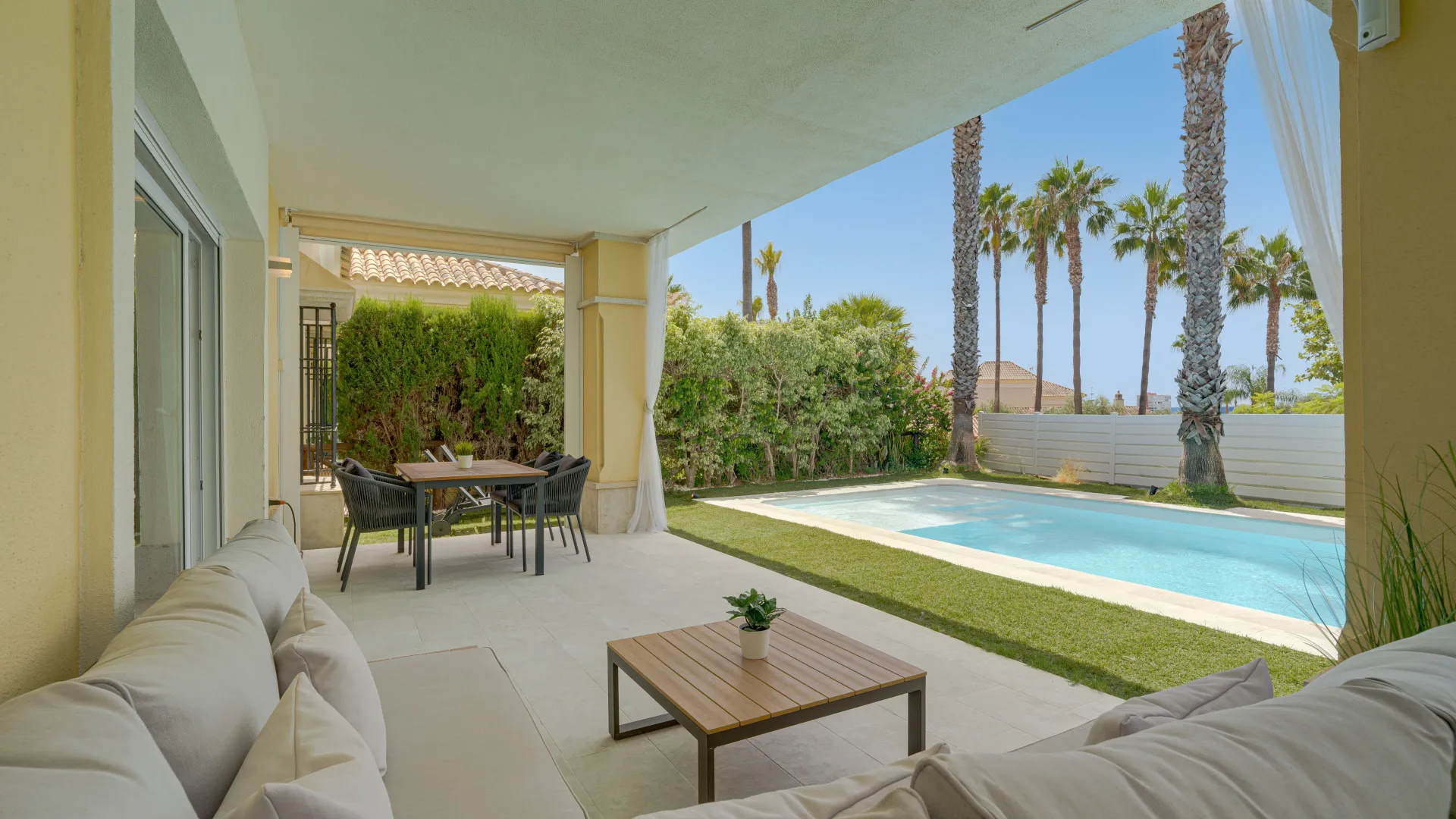 Santa Clara 4 bedrooms villa for sale