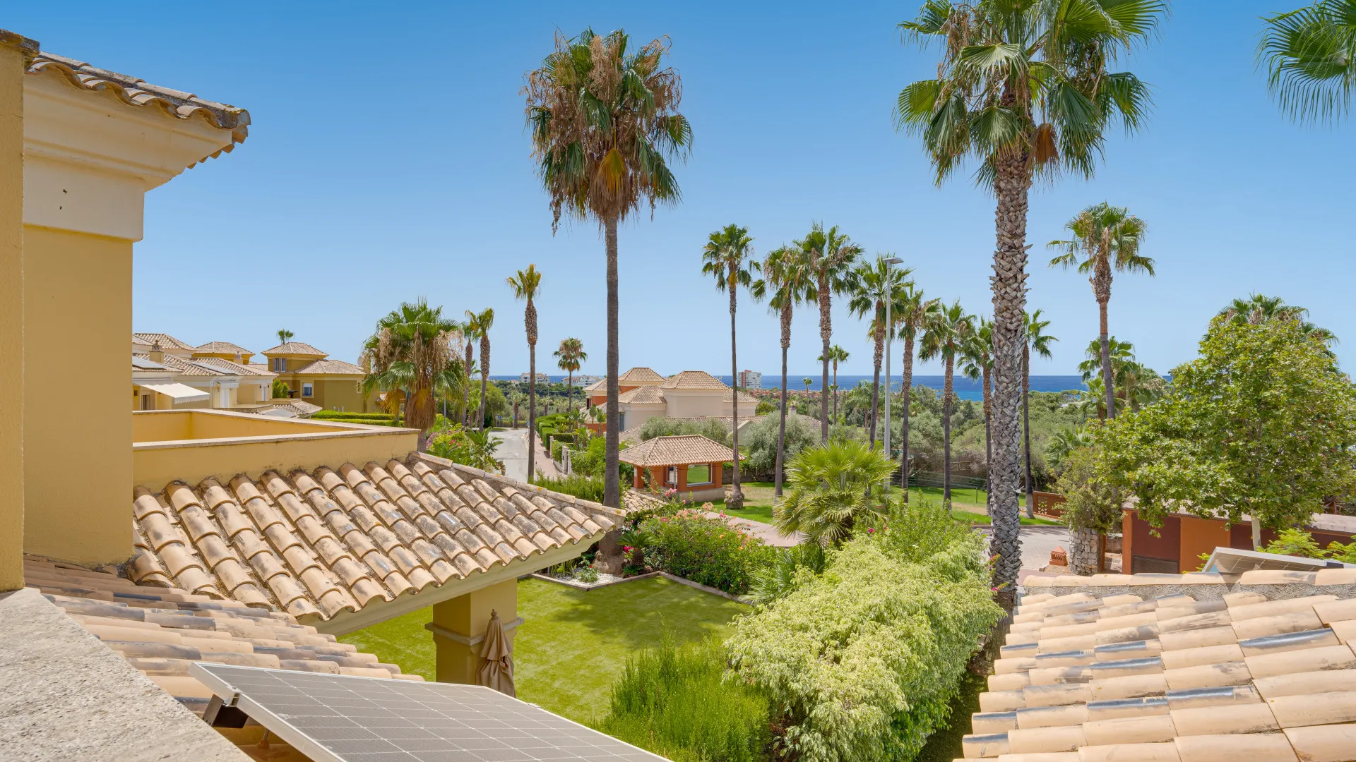 Santa Clara 4 bedrooms villa for sale