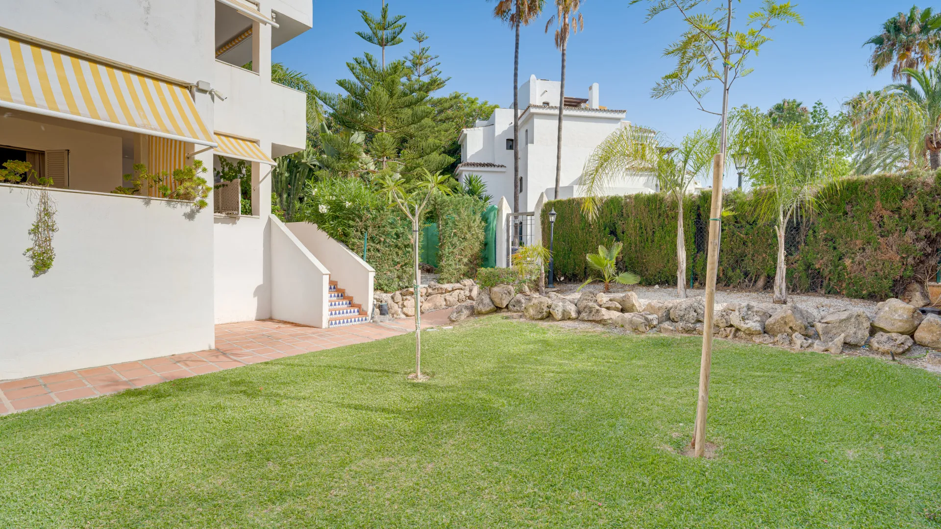 Elviria ground floor apartment for sale