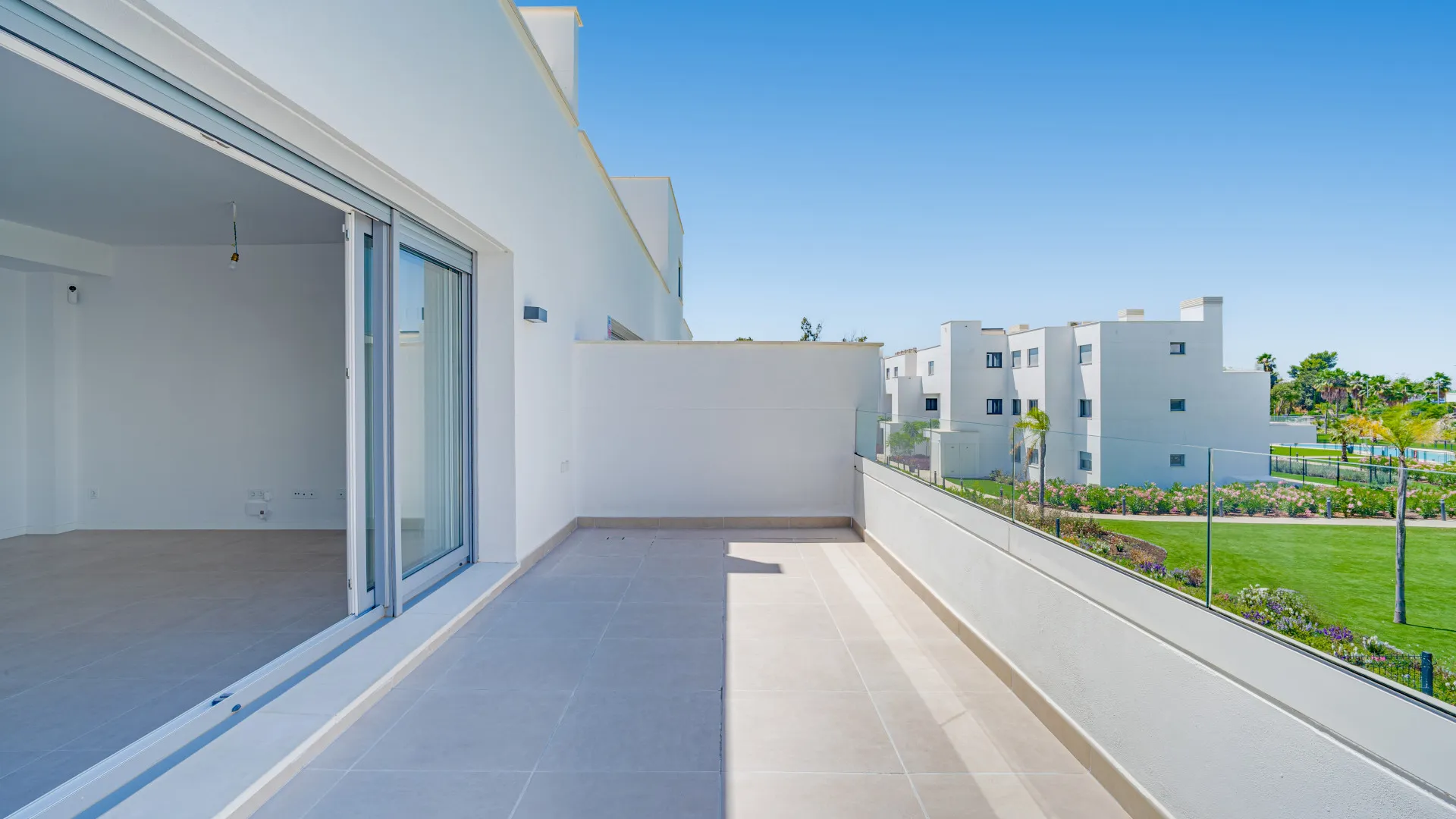 Apartment with 2 bedrooms for sale in Aqua Gardens