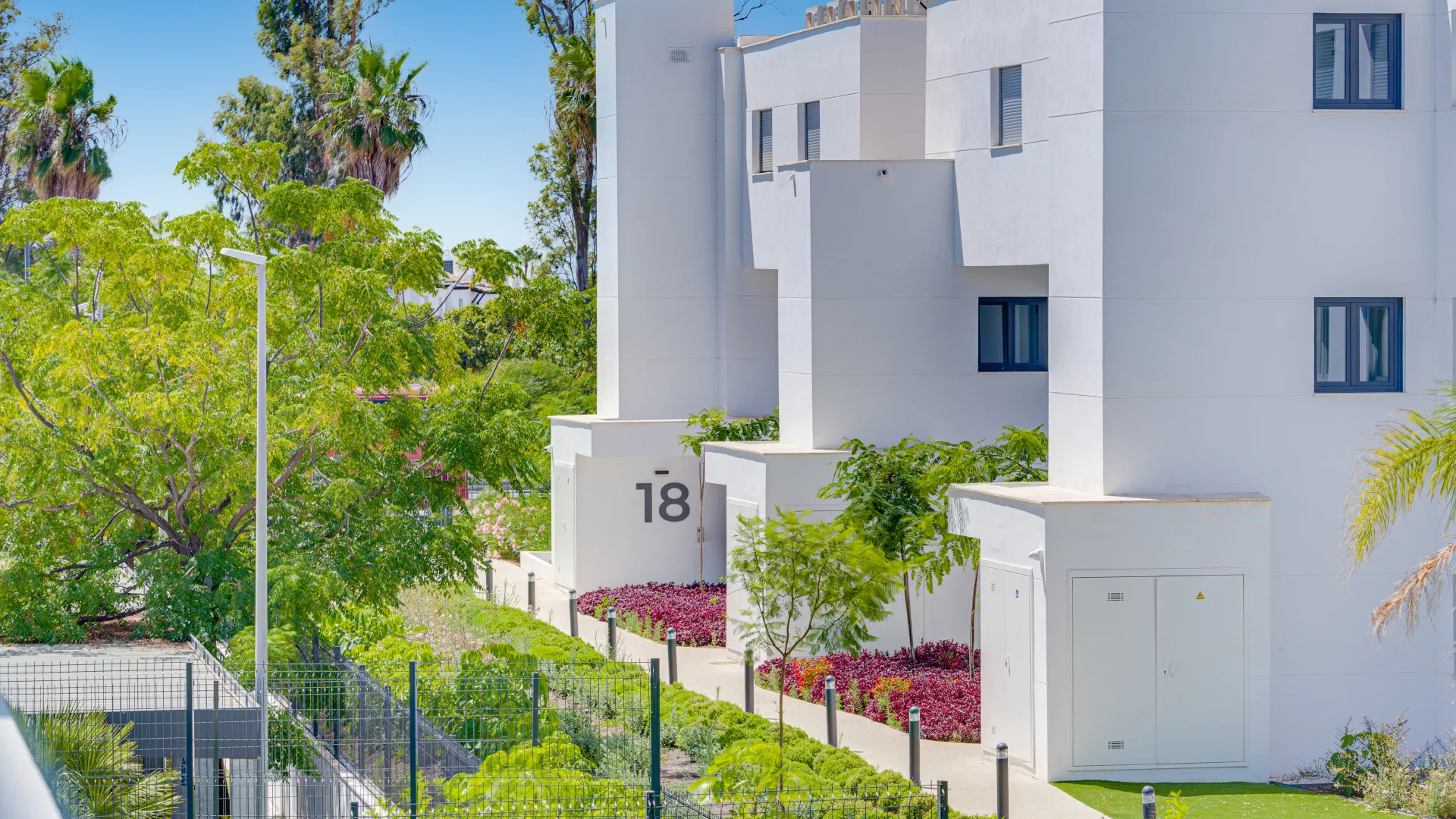 Apartment with 2 bedrooms for sale in Aqua Gardens
