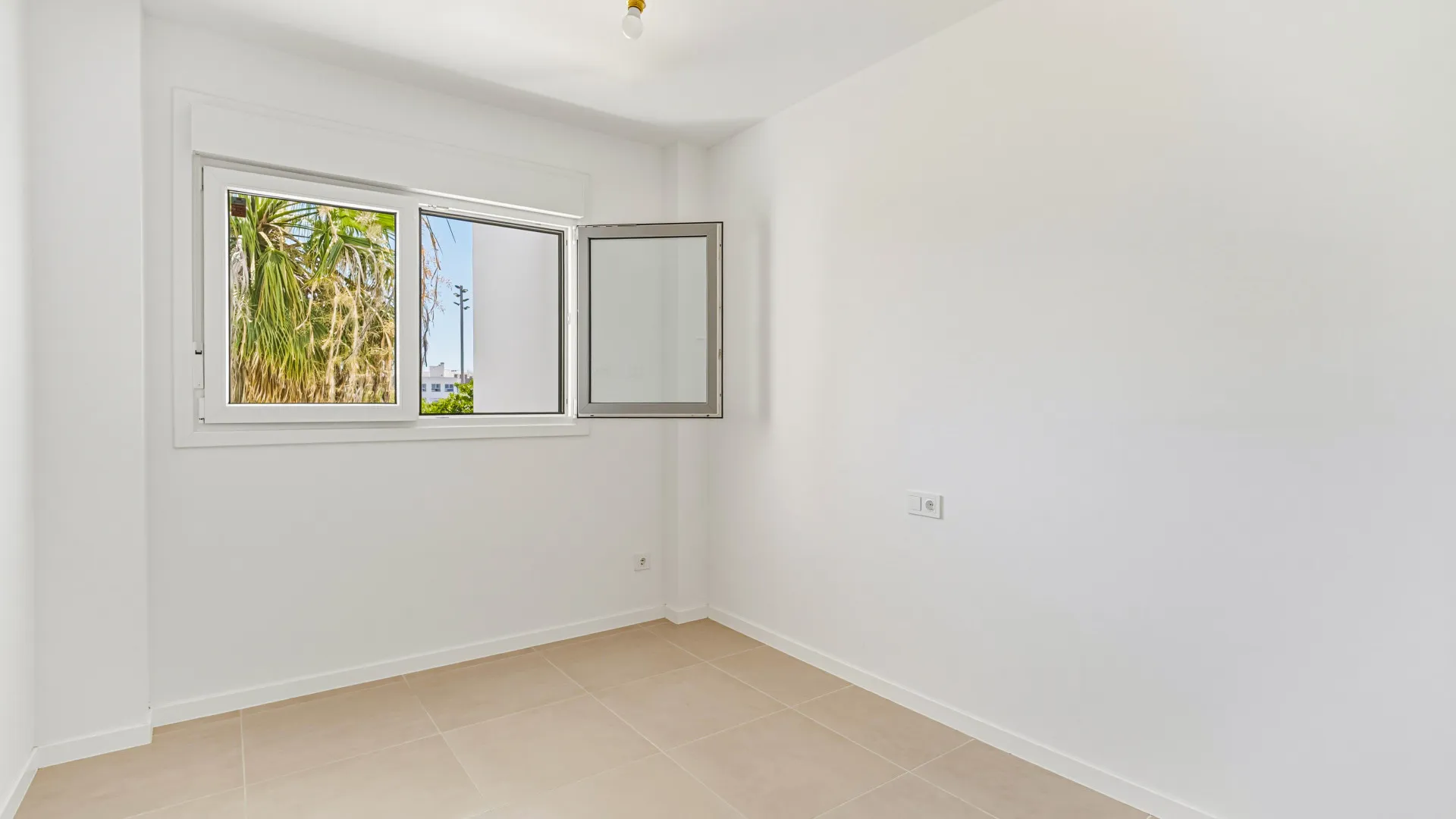 Apartment with 2 bedrooms for sale in Aqua Gardens