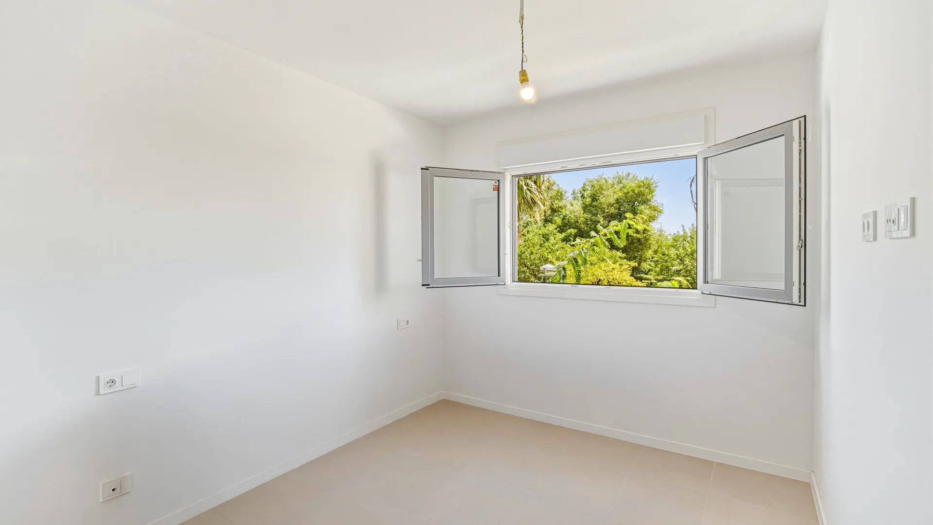 Apartment with 2 bedrooms for sale in Aqua Gardens