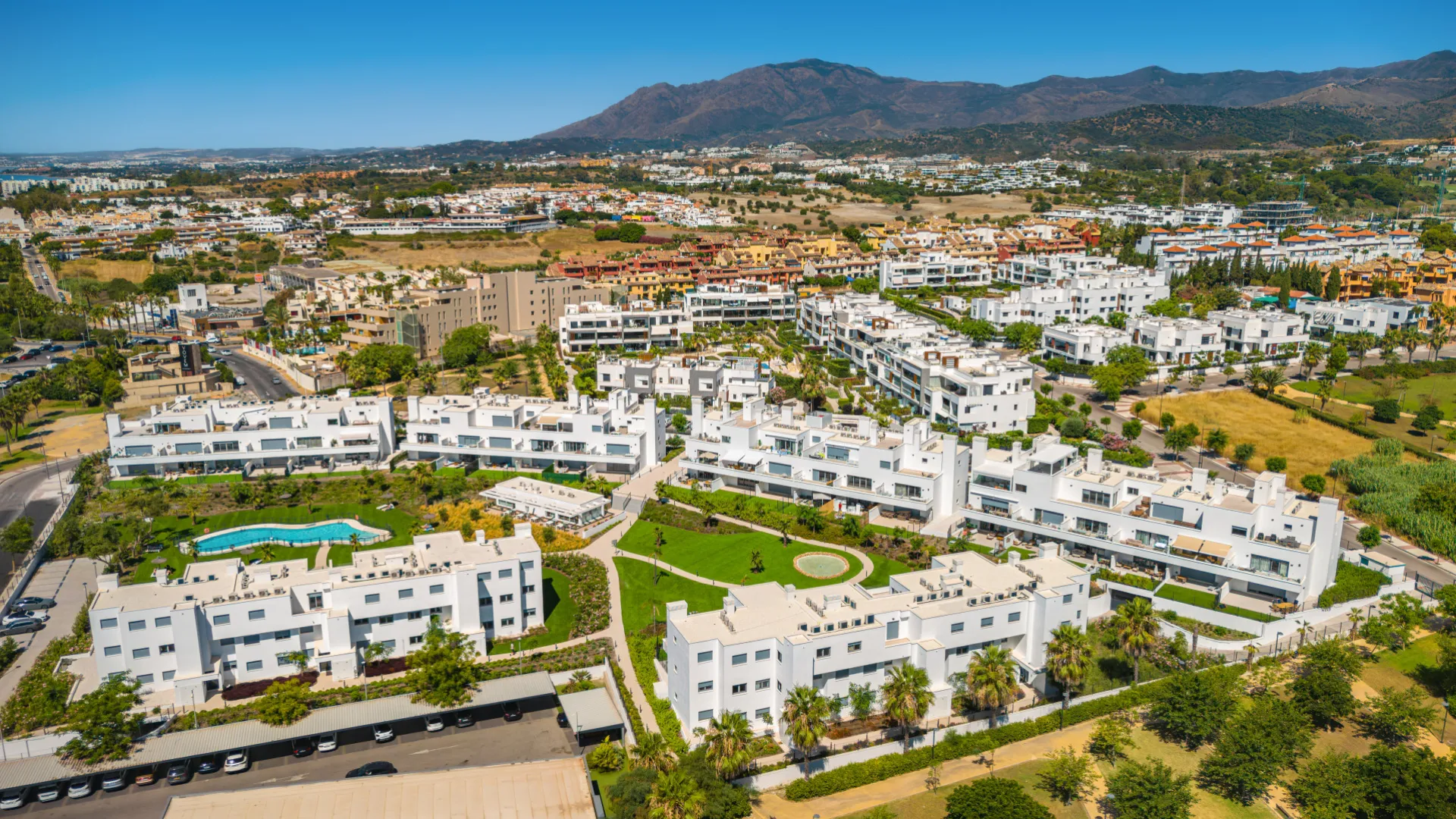 2 bedrooms apartment in Aqua Gardens for sale