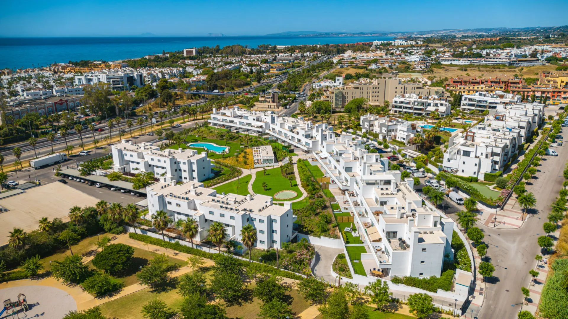 2 bedrooms apartment in Aqua Gardens for sale