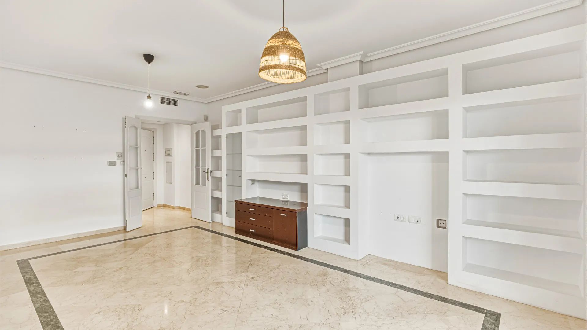 Ground floor apartment for sale in Gala Placidia