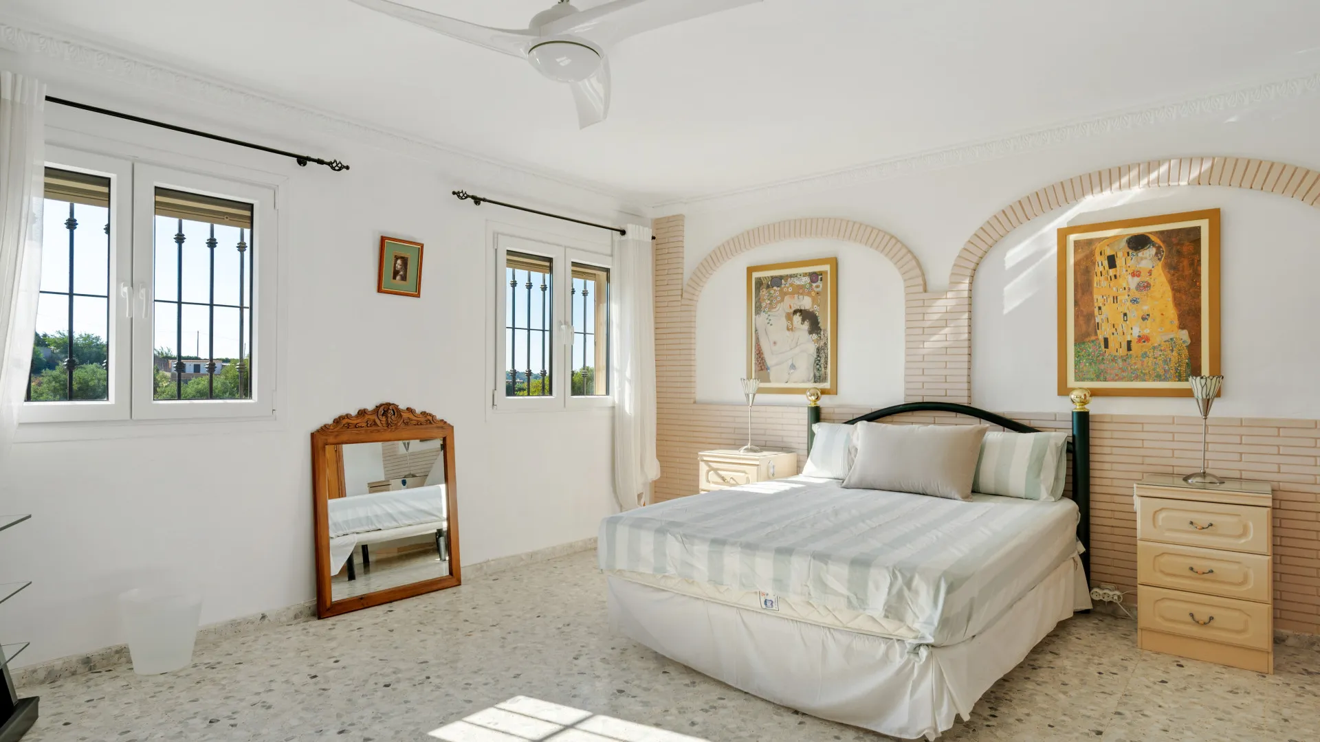 4 bedrooms villa for sale in Los Pedregales