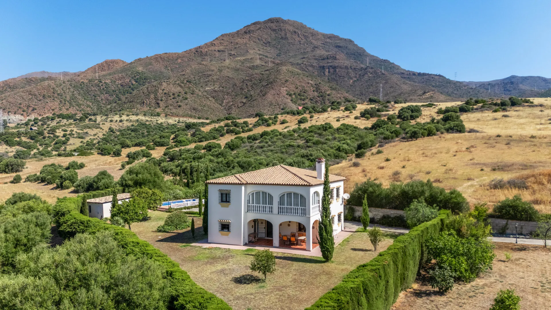 4 bedrooms villa for sale in Los Pedregales