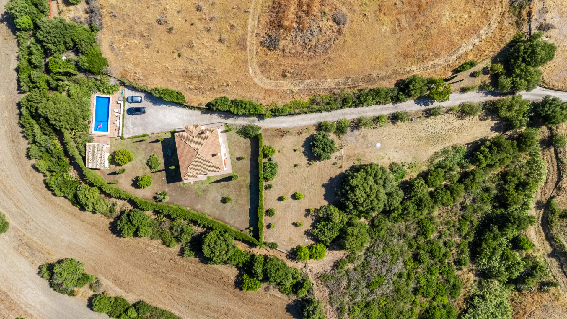 4 bedrooms villa for sale in Los Pedregales
