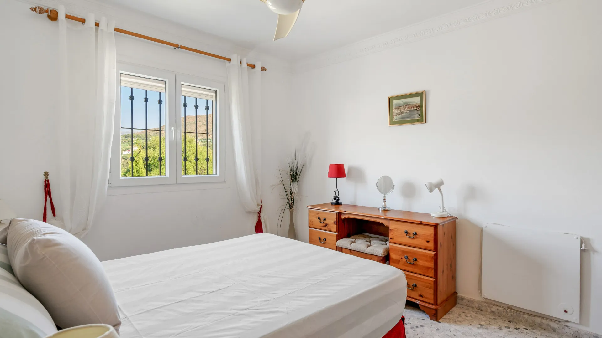 4 bedrooms villa for sale in Los Pedregales
