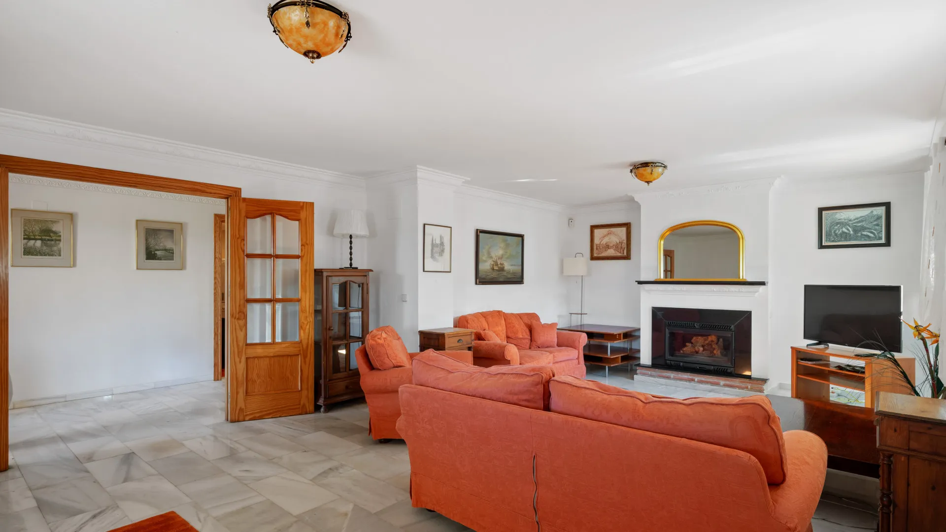 4 bedrooms villa for sale in Los Pedregales