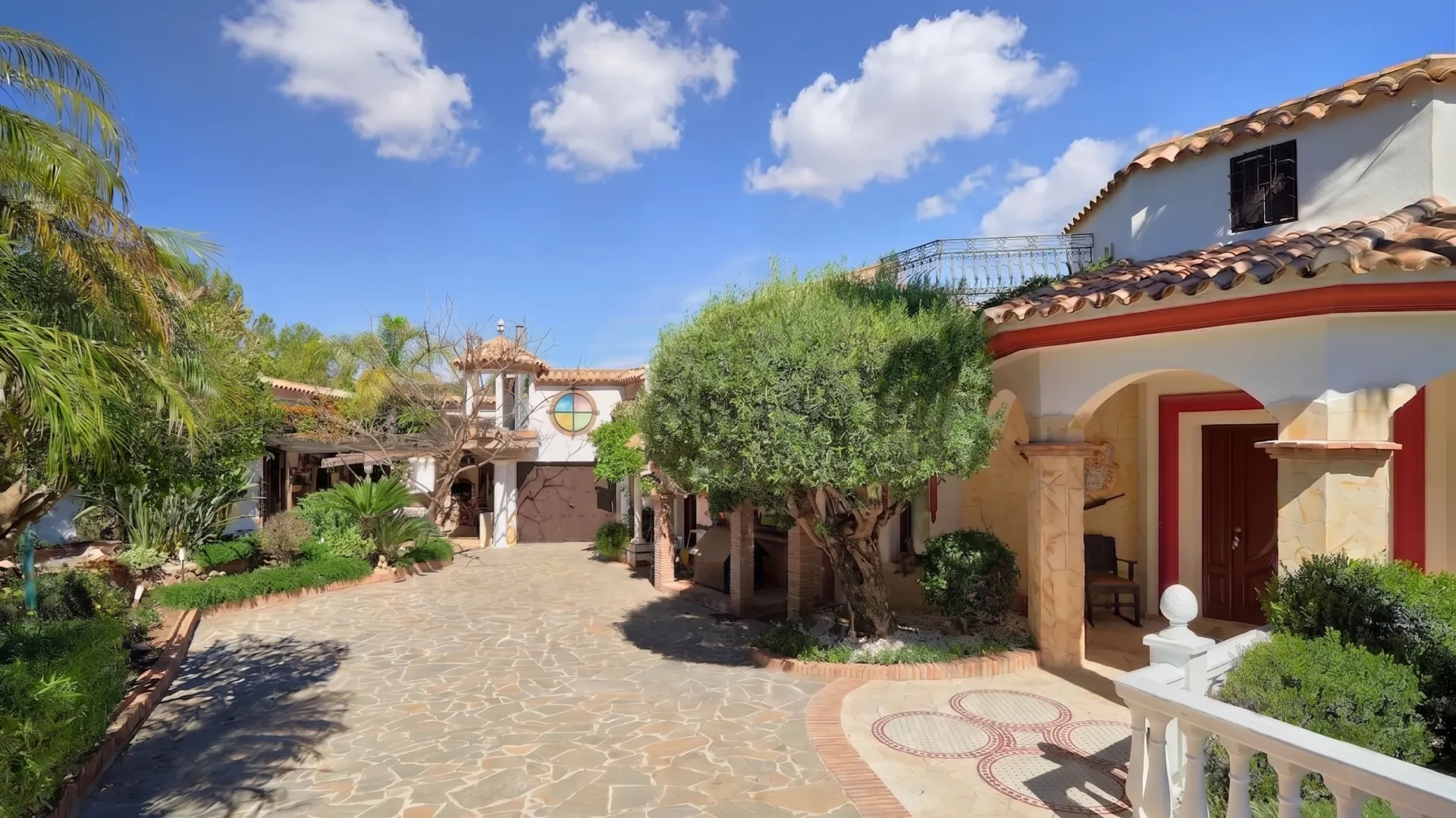 For sale villa in Hacienda las Chapas