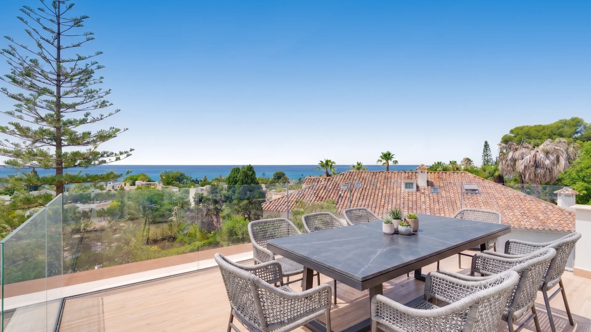 Comprar villa en Los Monteros Playa de 5 dormitorios