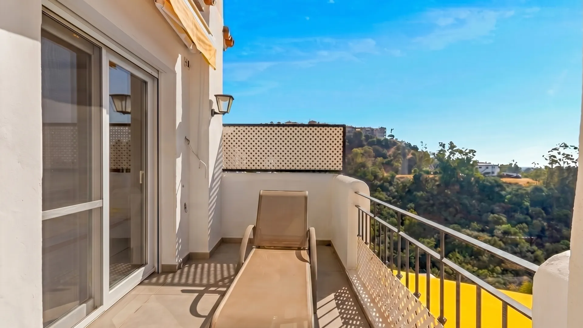 2 bedrooms penthouse in Puerto del Almendro for sale