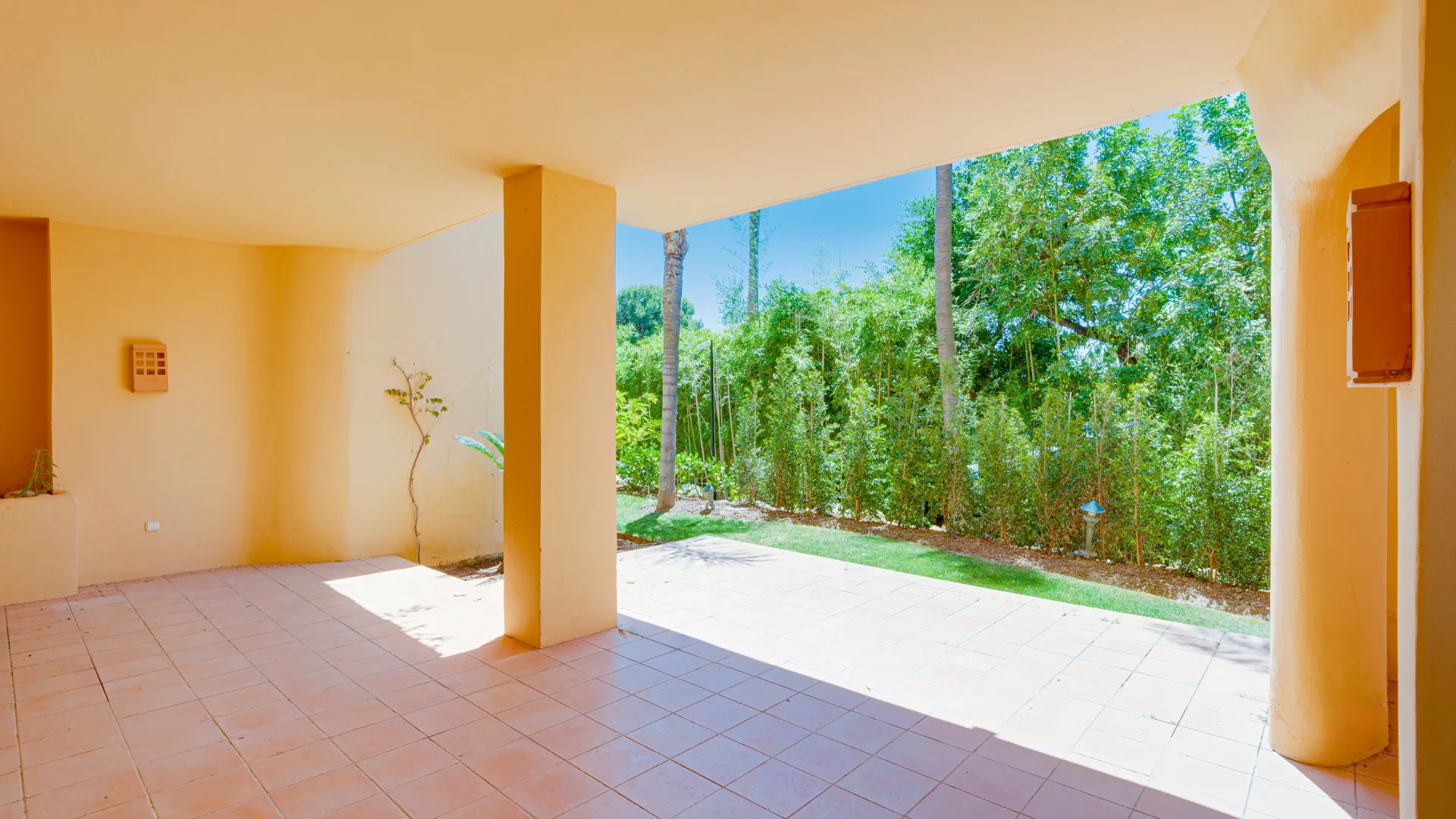 Comprar apartamento planta baja en Mansion Club