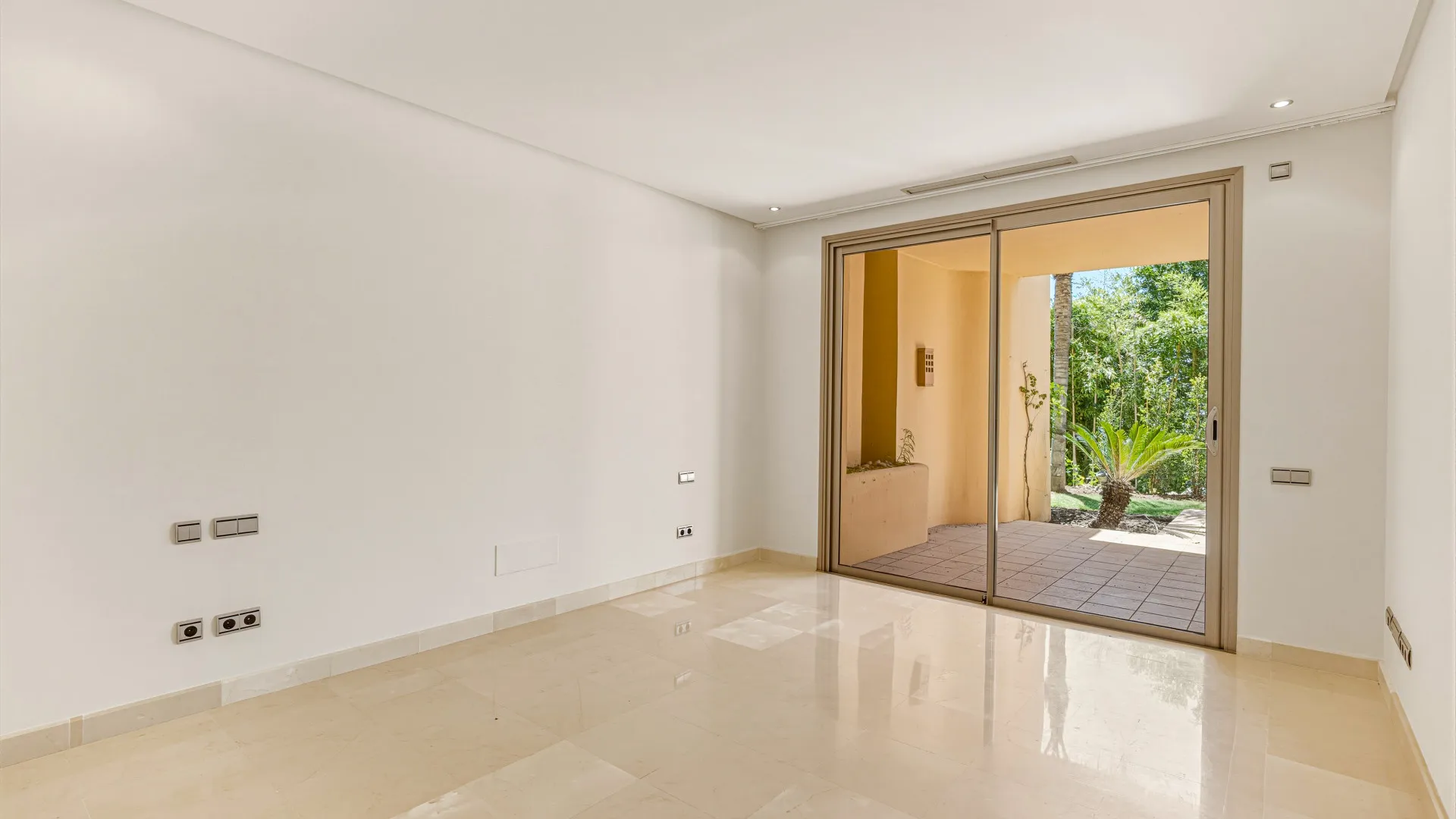 Comprar apartamento planta baja en Mansion Club